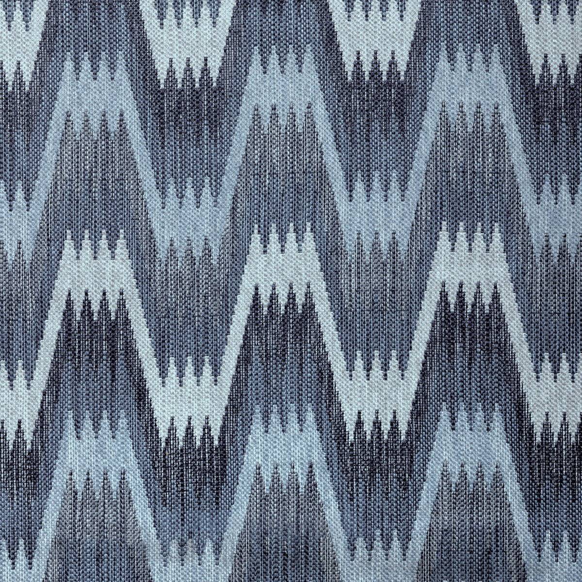 River Weave fabric in Indigo color - pattern number 37520.5.0 - by Kravet Couture in the Museum of New Mexico Folk Art Collection collection