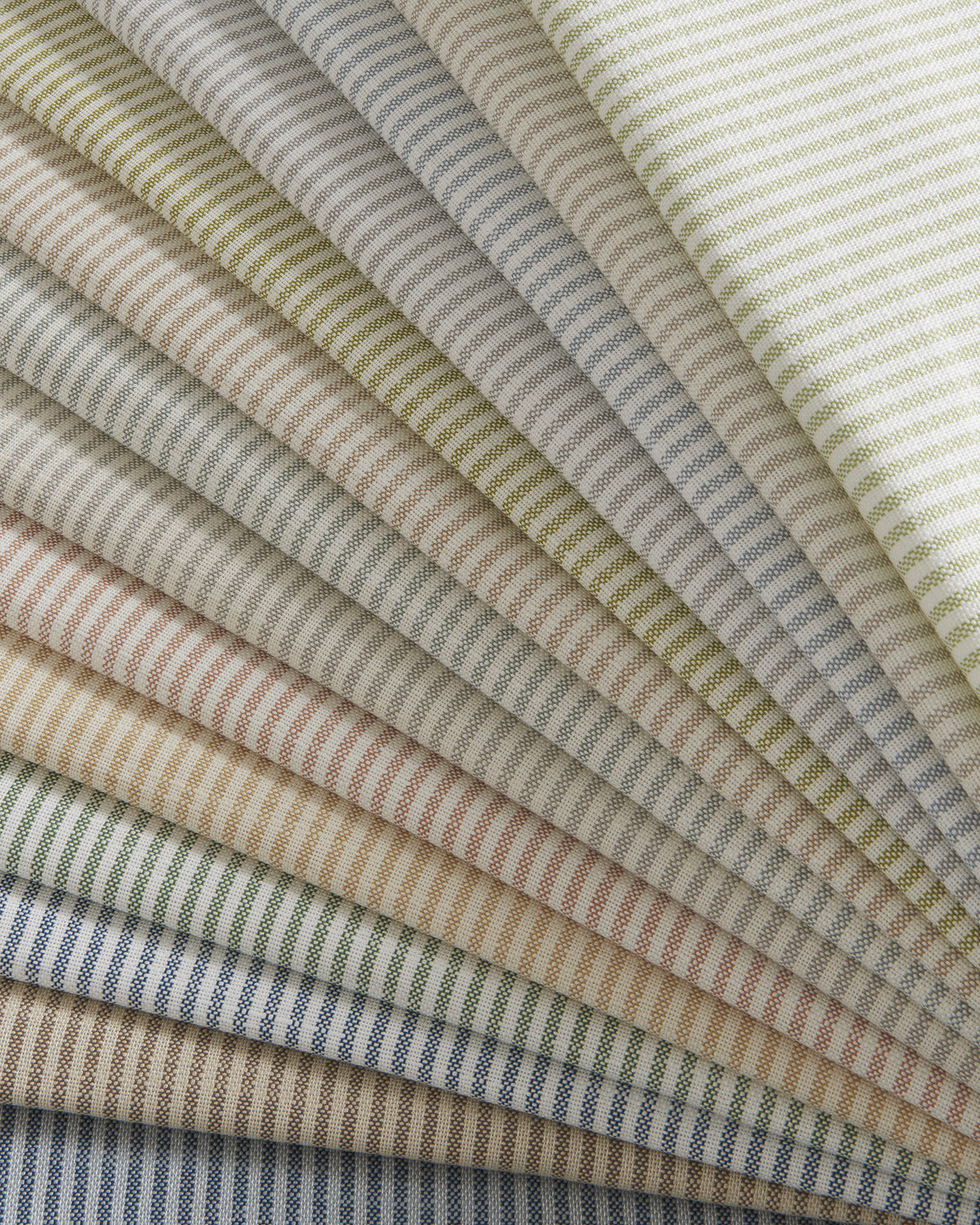 37600 fabric in 11 color - pattern number 37600.11.0 - by Kravet Smart in the Trilogy collection