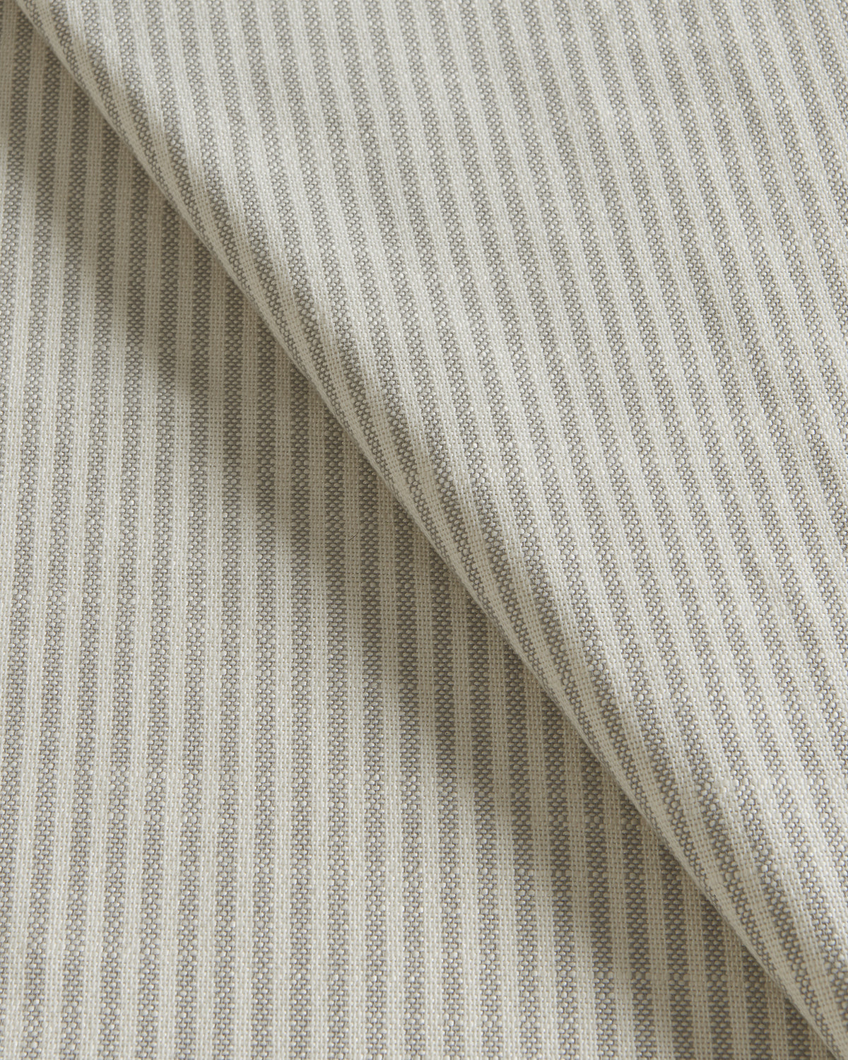 37600 fabric in 1611 color - pattern number 37600.1611.0 - by Kravet Smart in the Trilogy collection