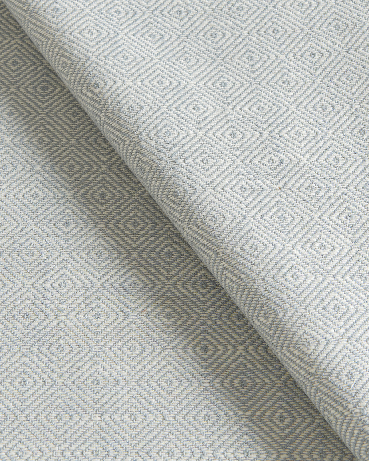 37601 fabric in 1115 color - pattern number 37601.1115.0 - by Kravet Smart in the Trilogy collection