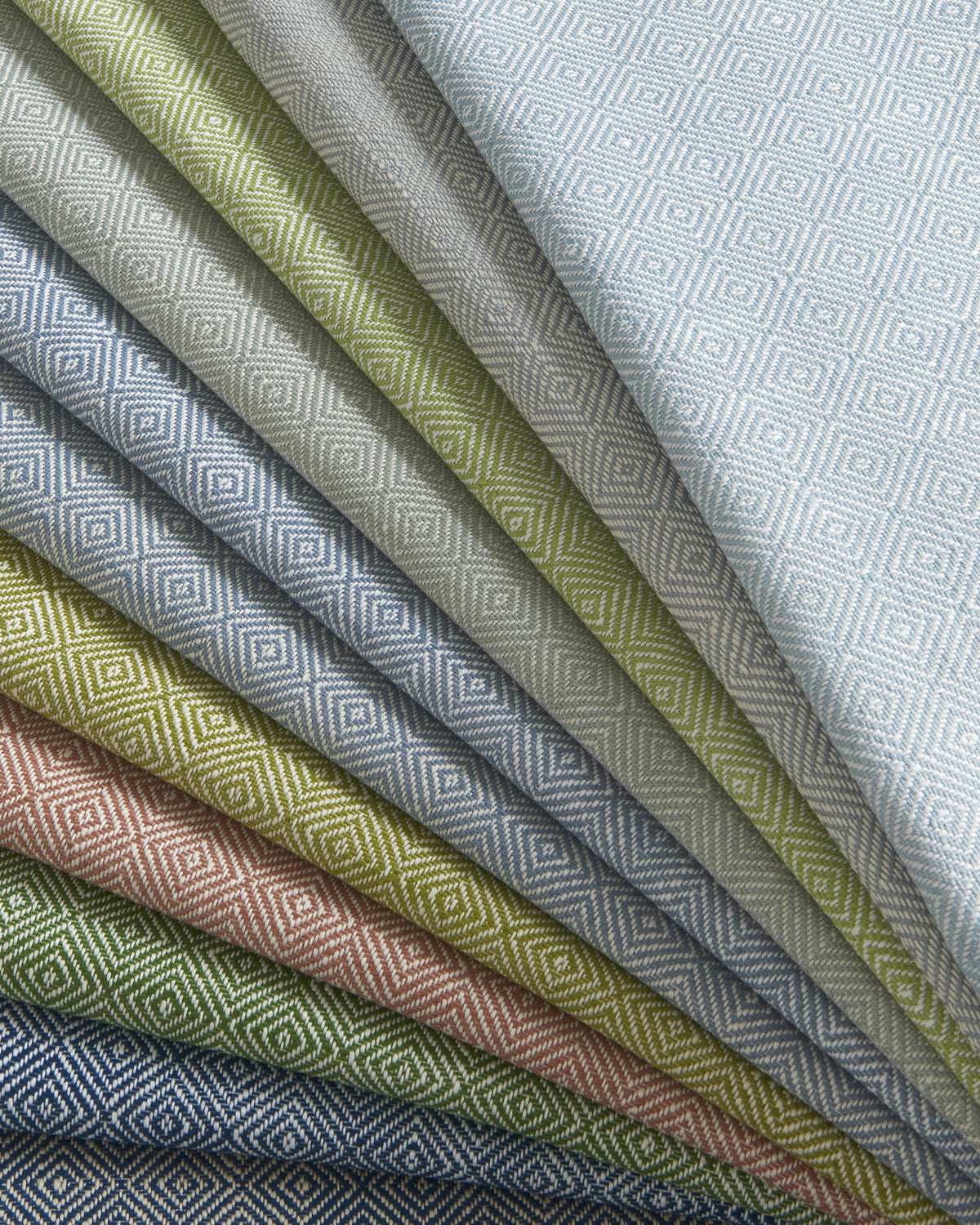 37601 fabric in 1115 color - pattern number 37601.1115.0 - by Kravet Smart in the Trilogy collection