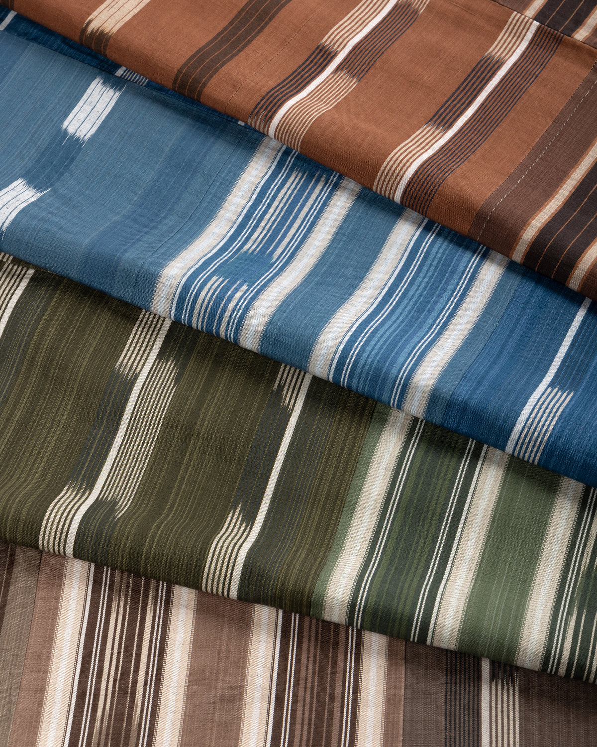 Yacuma fabric in Indigo color - pattern number 37630.5.0 - by Kravet Couture in the Alfredo Paredes Cocuyo collection