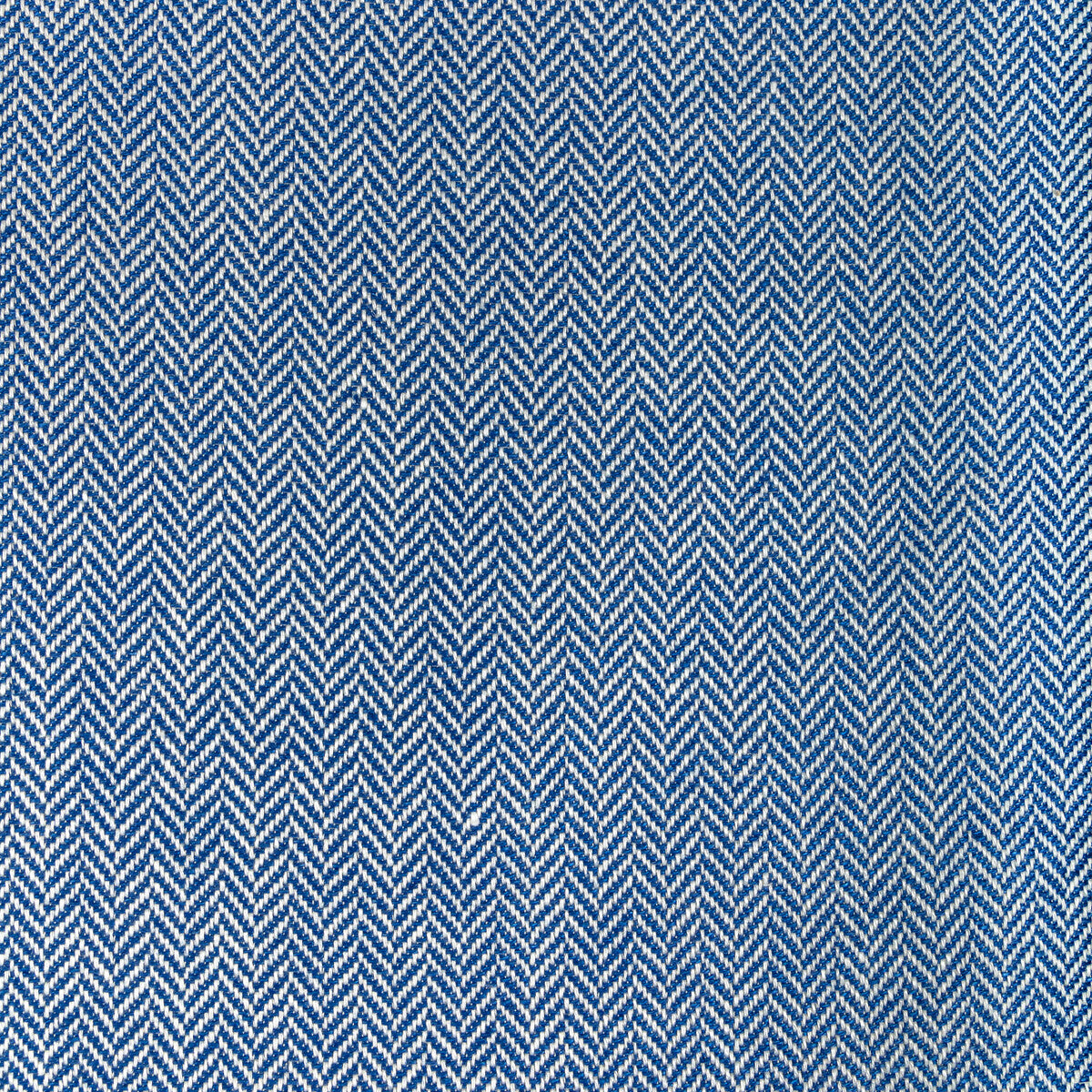 Kerolay Linen Weave fabric in blue color - pattern 8022107.5.0 - by Brunschwig &amp; Fils in the Lorient Weaves collection