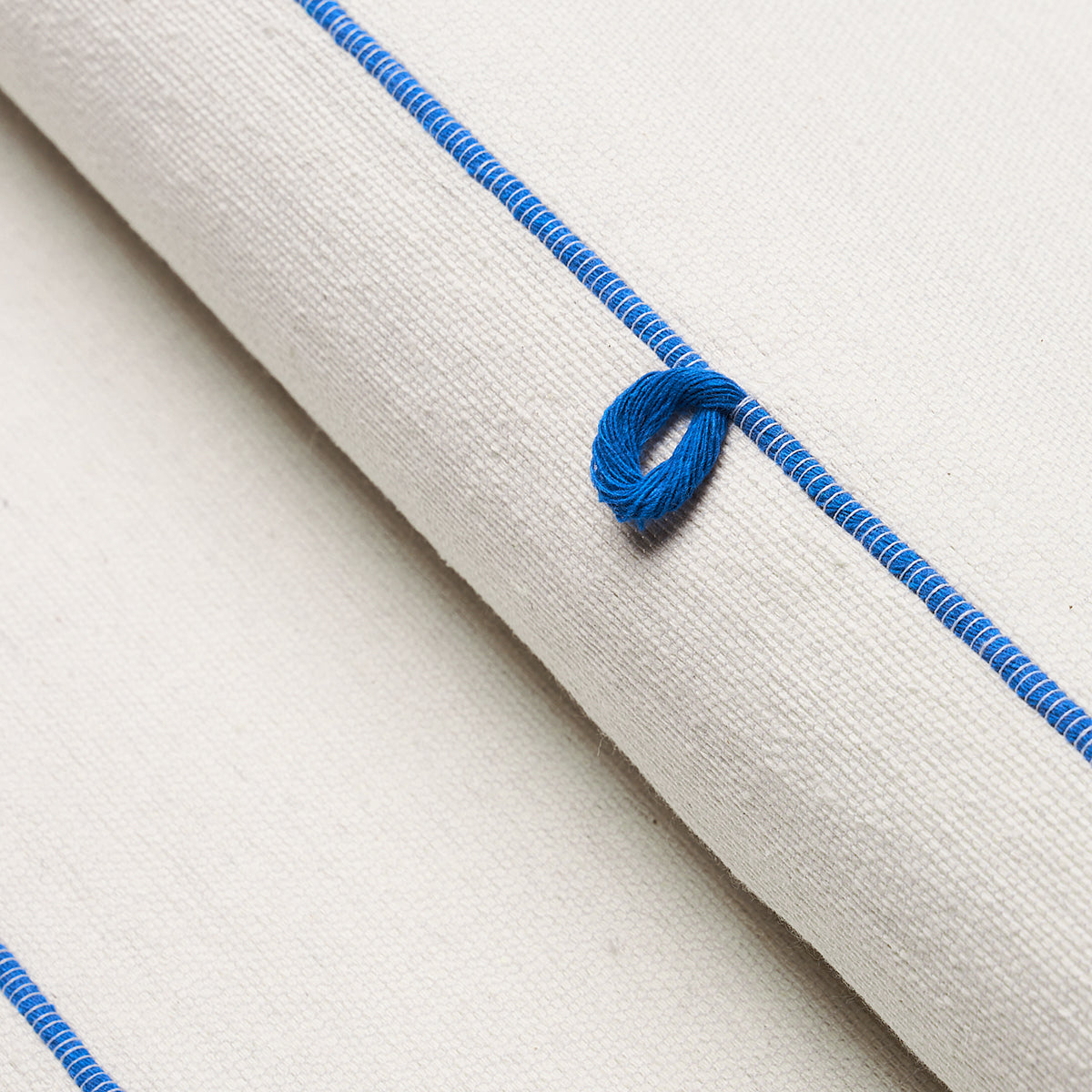 Globo Knotted Handwoven fabric in royal blue color - pattern number 81380 - by Schumacher in the Onora collection