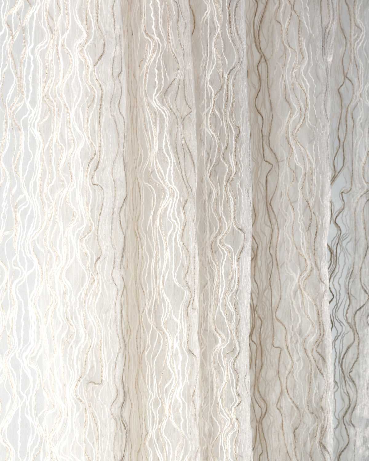 90103 fabric in 106 color - pattern number 90103.106.0 - by Kravet Basics in the Sheer Outlook II collection
