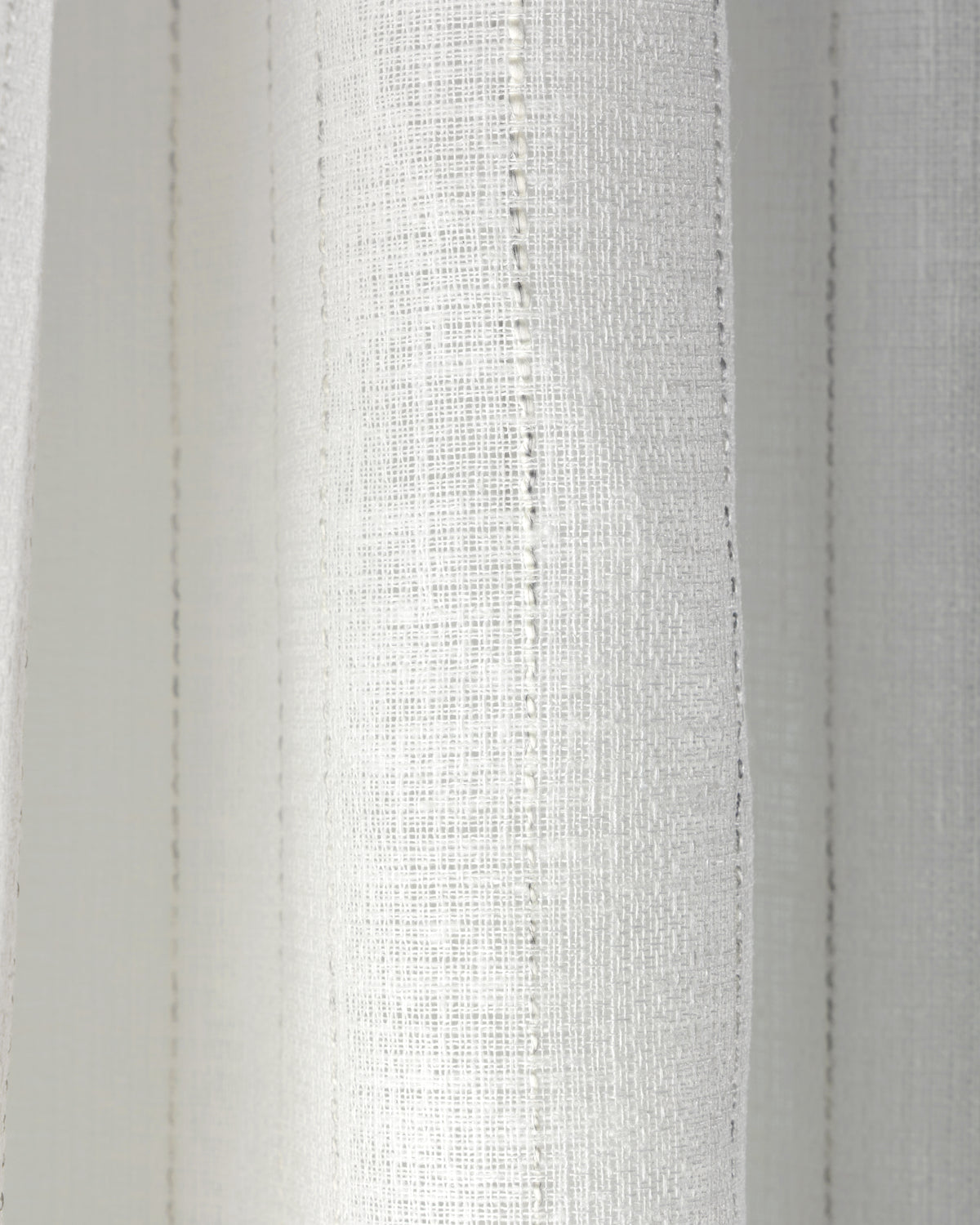 90109 fabric in 1101 color - pattern number 90109.1101.0 - by Kravet Basics in the Sheer Outlook II collection