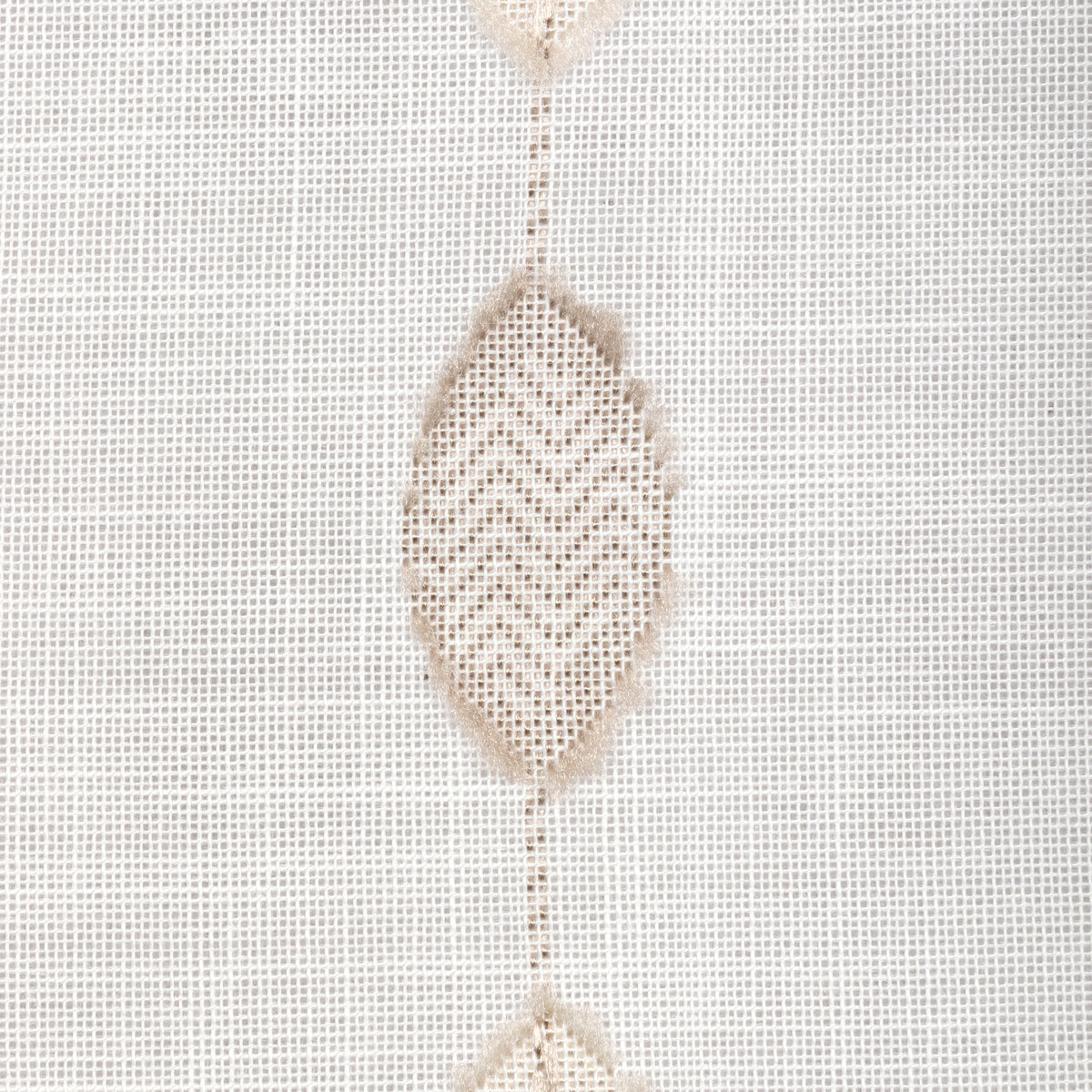 90110 fabric in 161 color - pattern number 90110.161.0 - by Kravet Basics in the Sheer Outlook II collection