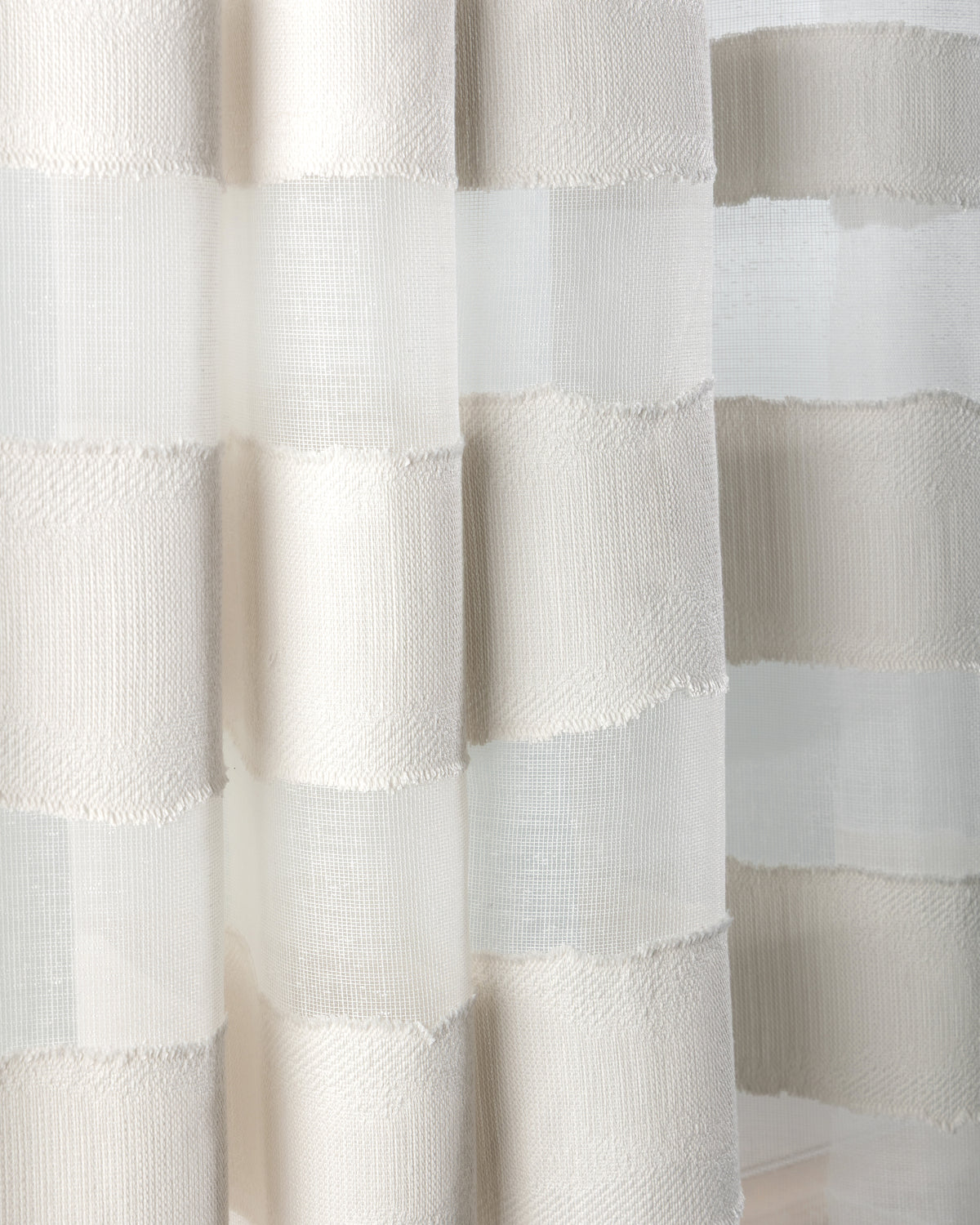 90114 fabric in 101 color - pattern number 90114.101.0 - by Kravet Basics in the Sheer Outlook II collection