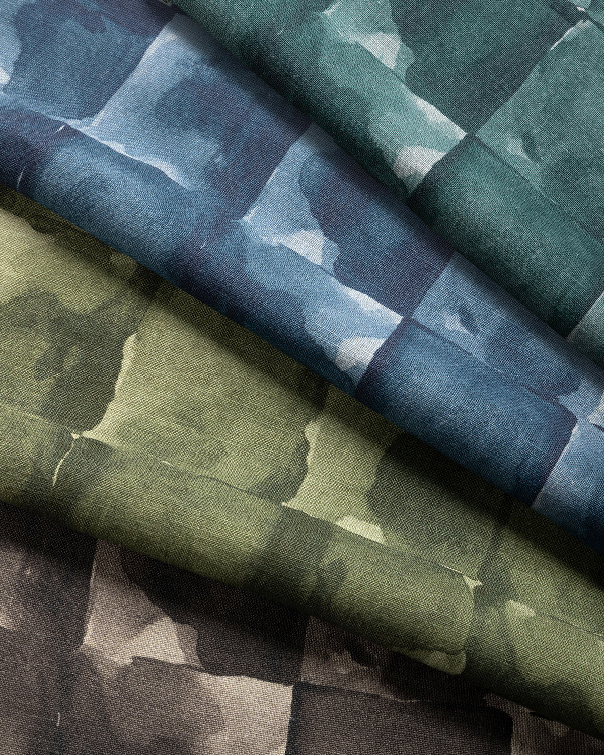 Acuarela fabric in Bosque color - pattern number ACUARELA.30.0 - by Kravet Couture in the Alfredo Paredes Cocuyo collection