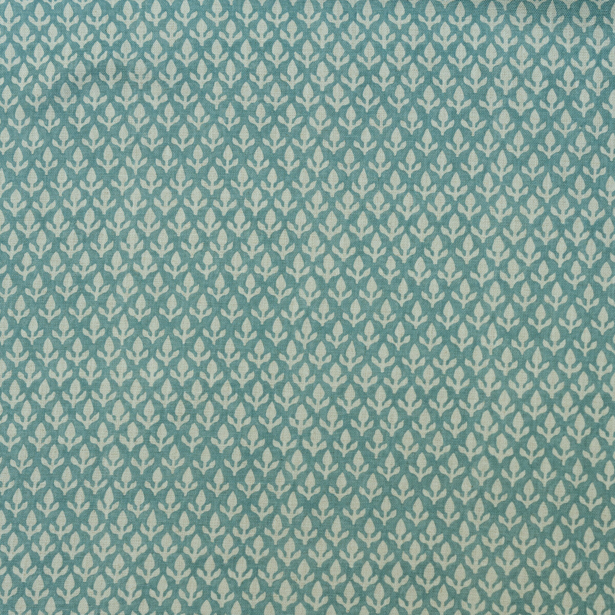 Bud fabric in turquoise color - pattern AM100379.13.0 - by Kravet Couture in the Andrew Martin Garden Path collection