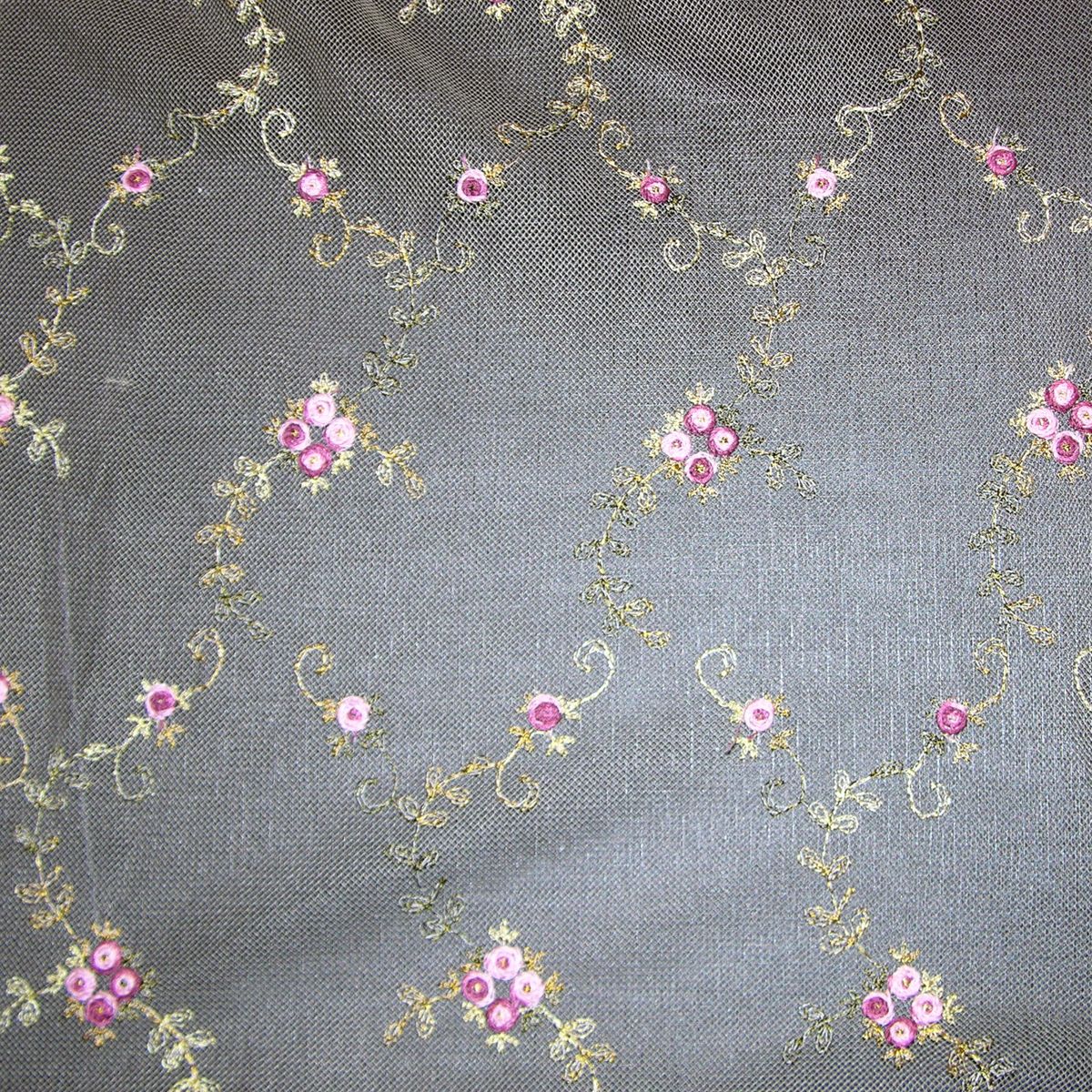 Florinette Sheer fabric in rose/green color - pattern number AU 44418075 - by Scalamandre in the Old World Weavers collection
