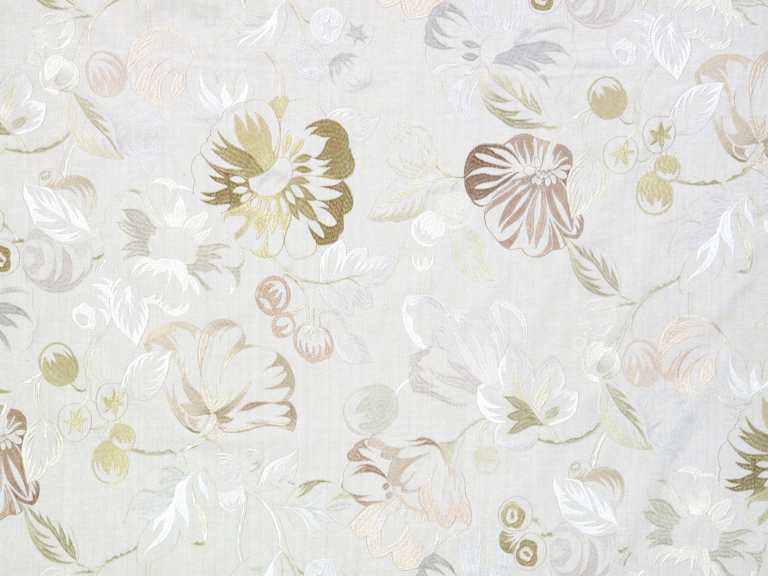 Mostar fabric in pale neutrals color - pattern number AZ 00012041 - by Scalamandre in the Old World Weavers collection