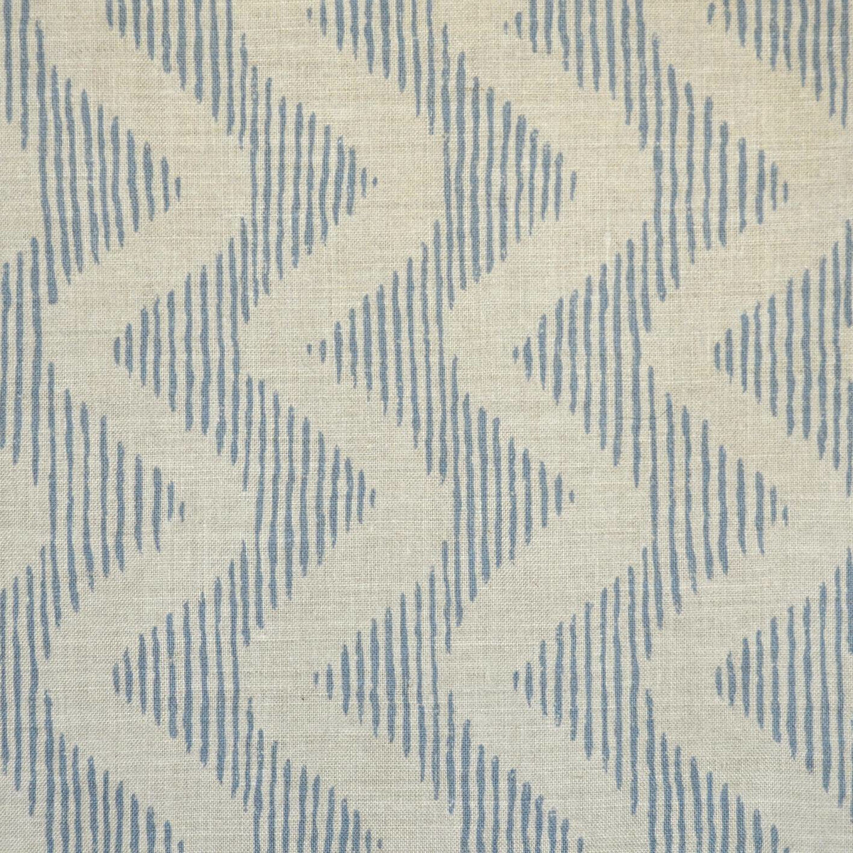 Colebrook fabric in blue/natural color - pattern BFC-3632.5.0 - by Lee Jofa in the Blithfield collection