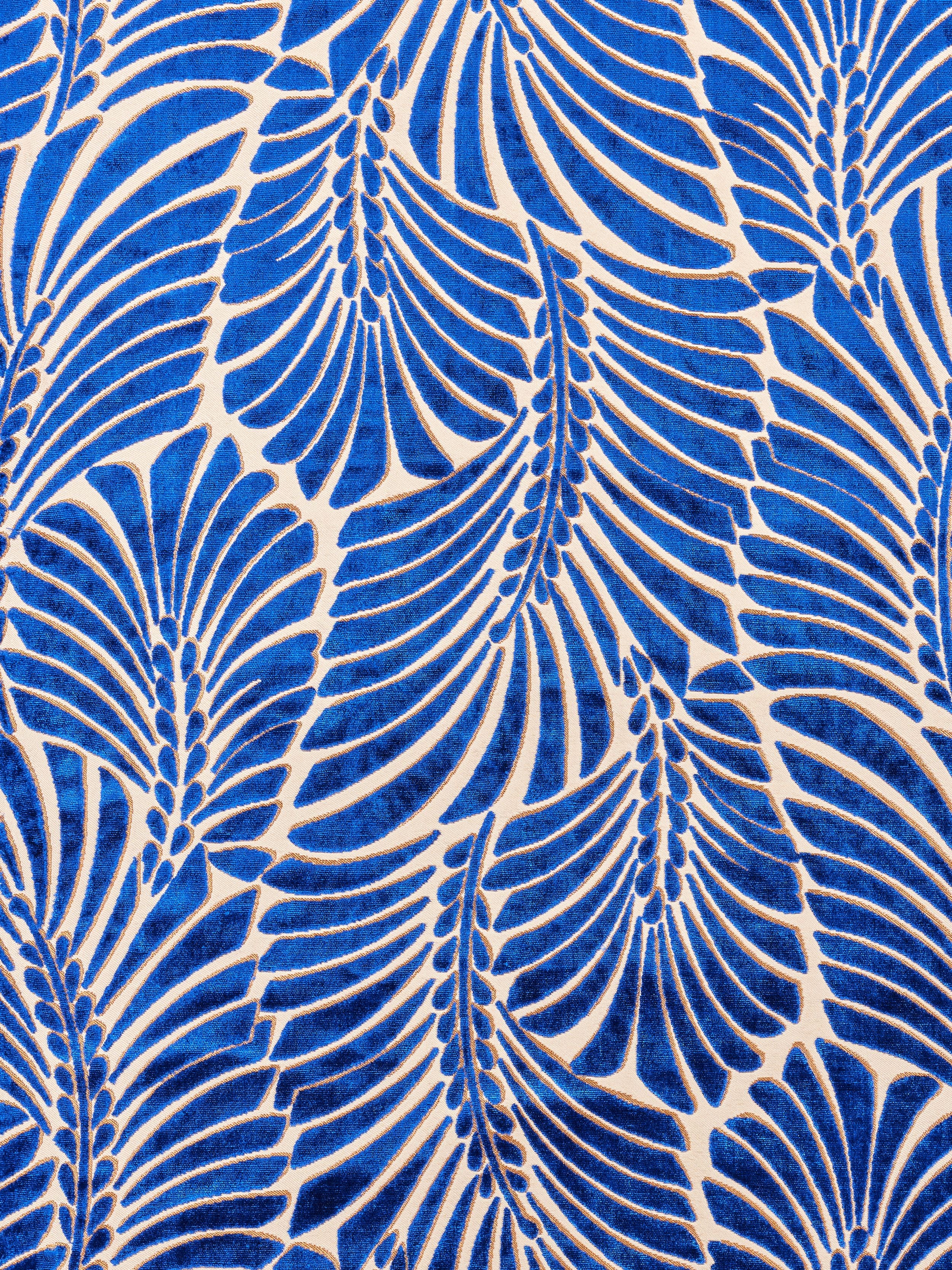 Plumes Silk Velvet fabric in sapphire color - pattern number CN 00021523 - by Scalamandre in the Old World Weavers collection