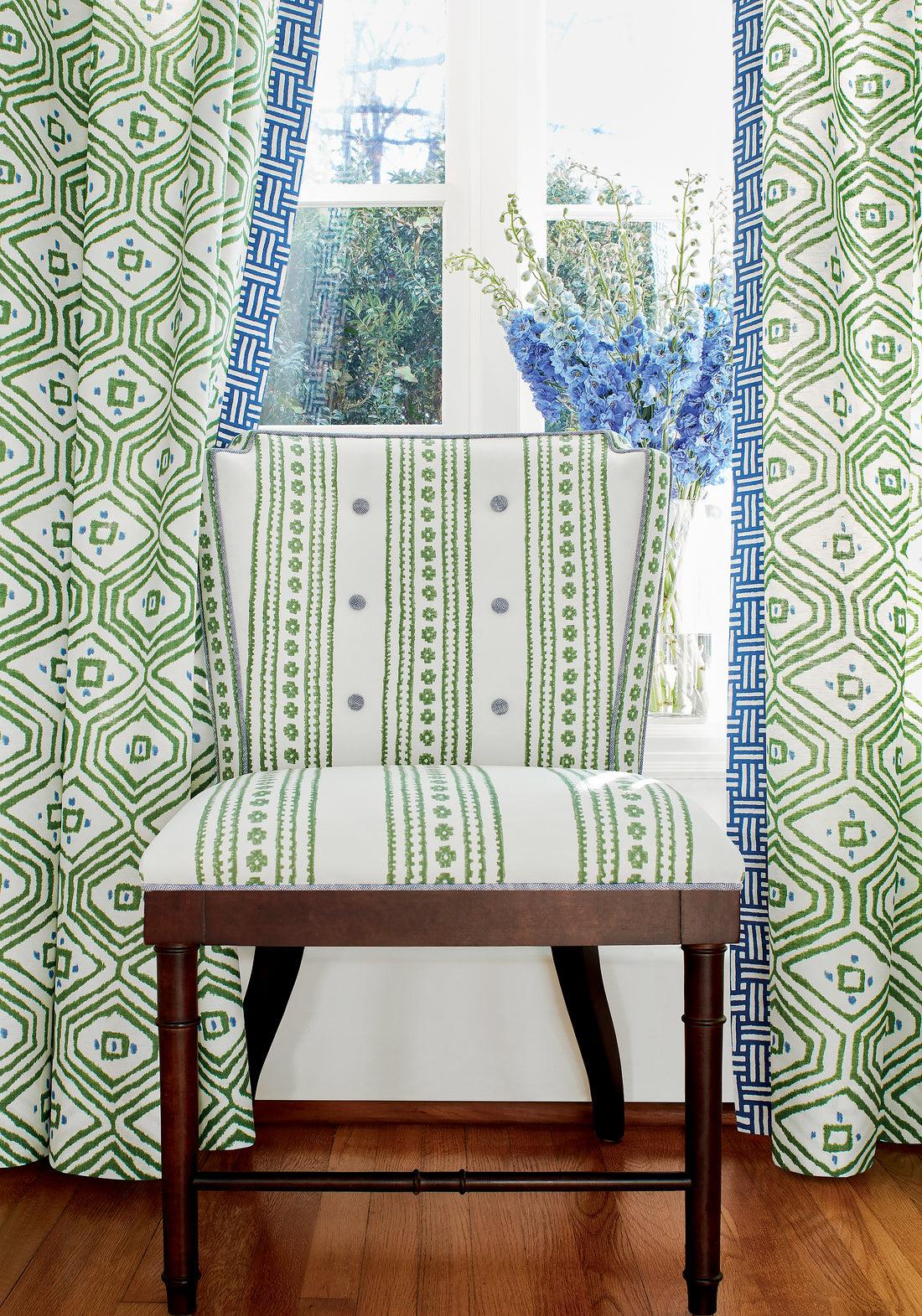 Stirling dining chair upholstered in Thibaut new haven stripe printed fabric in green color, pattern F910607