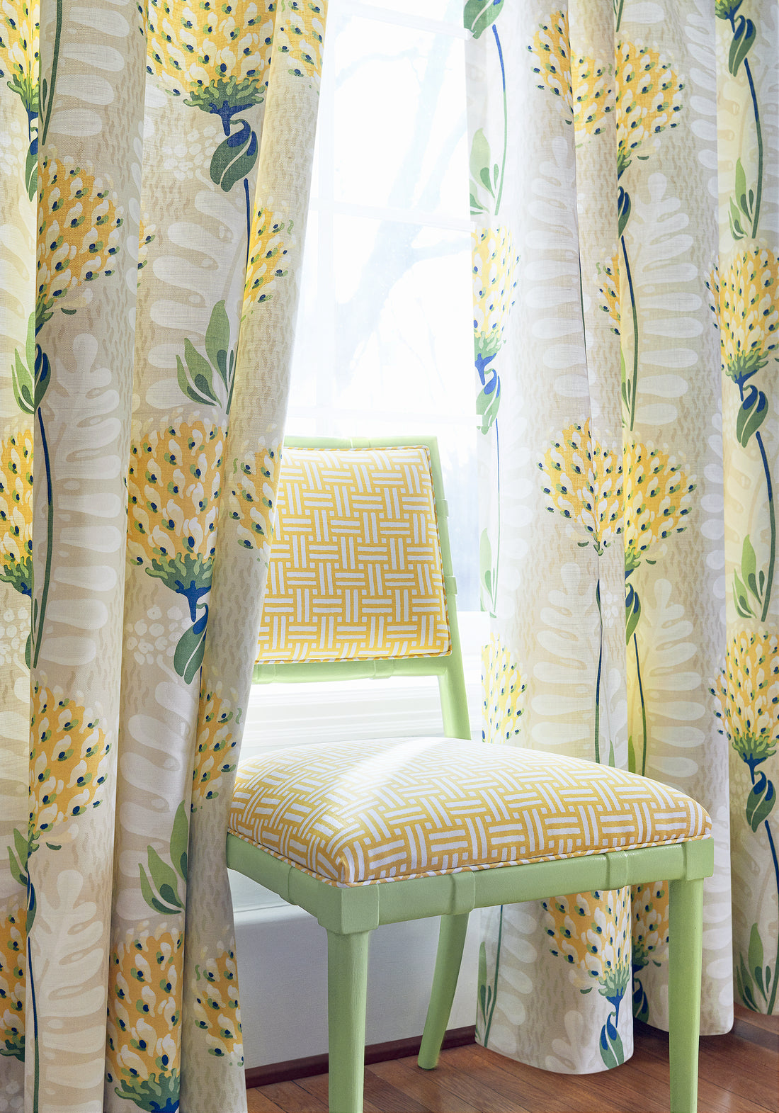 Greenwich Dining Chair upholstered with Piermont printed fabric in Yellow color - pattern number F910626