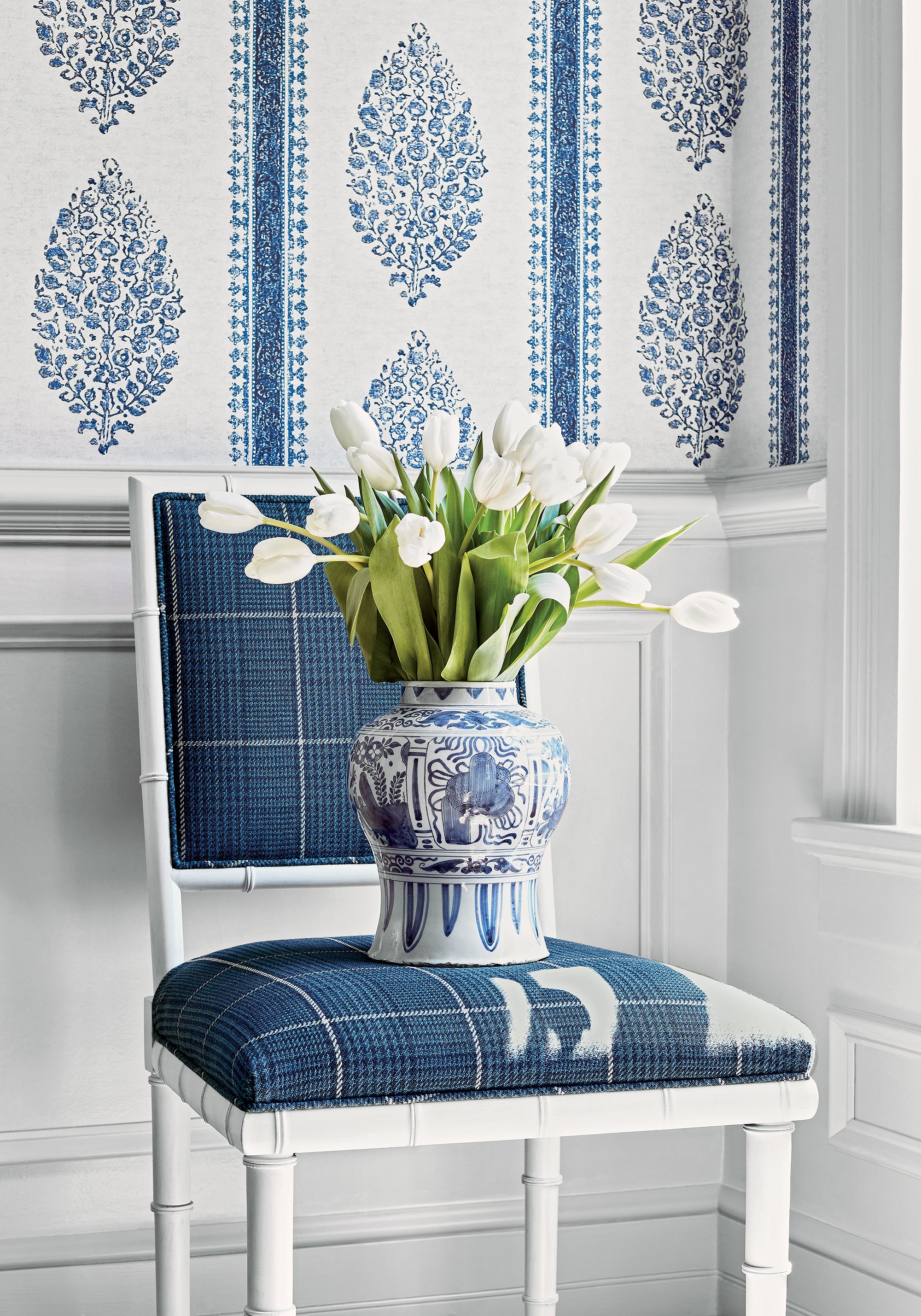 Darien Dining Chair in Grassmarket Check woven fabric in navy color - pattern number W710201 by Thibaut in the Colony collection