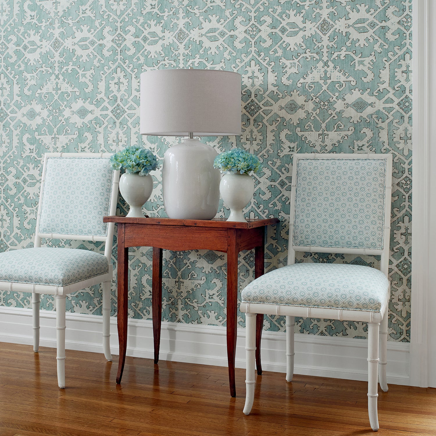 Darien Dining Chairs in Mini Sun printed fabric in Robin&