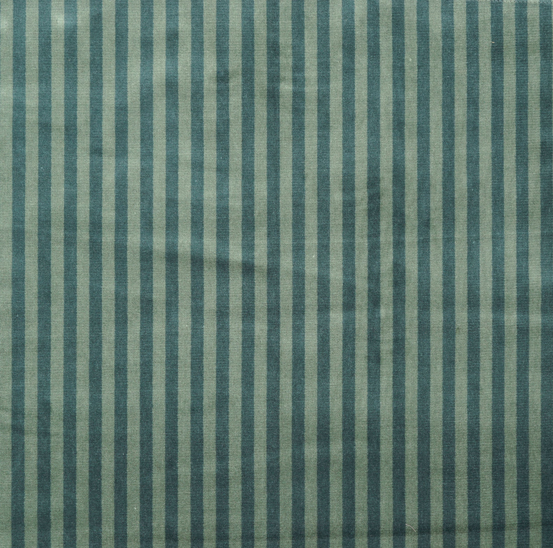Colline fabric in blue color - pattern number ED 00040024 - by Scalamandre in the Old World Weavers collection