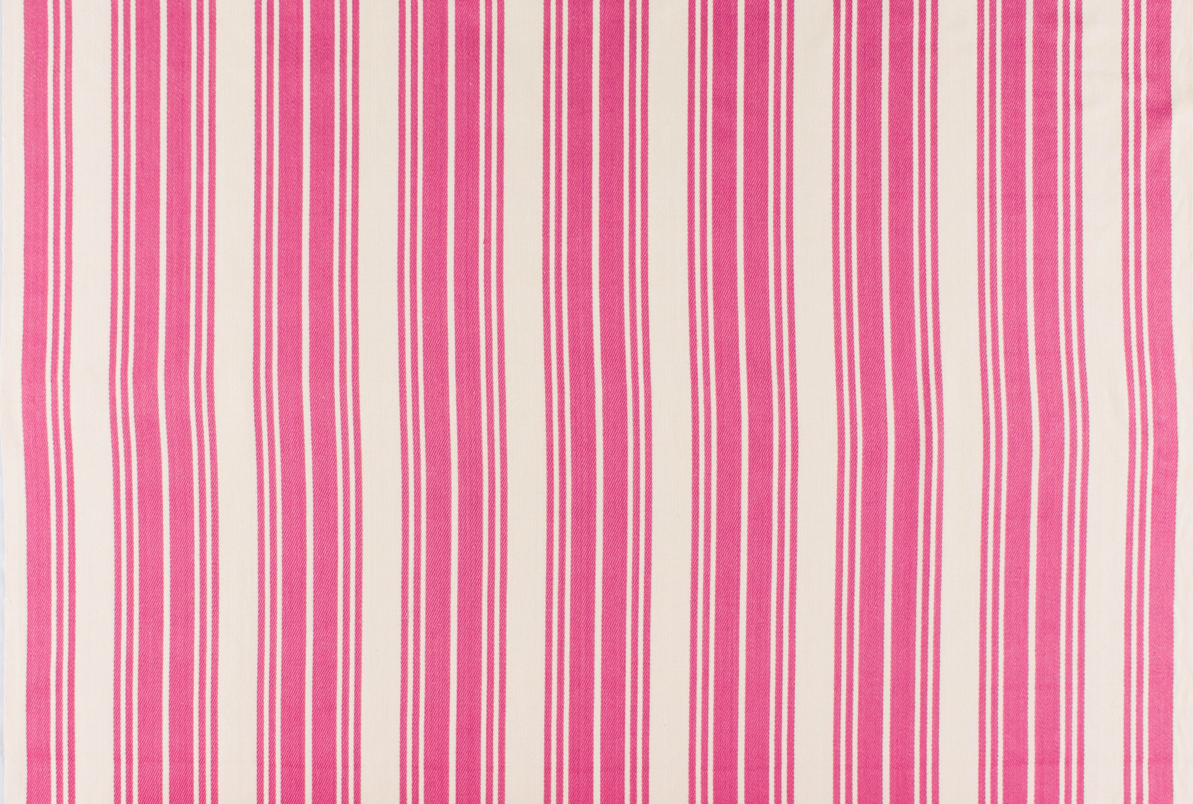 Griswold fabric in peony color - pattern number EN 00031415 - by Scalamandre in the Old World Weavers collection