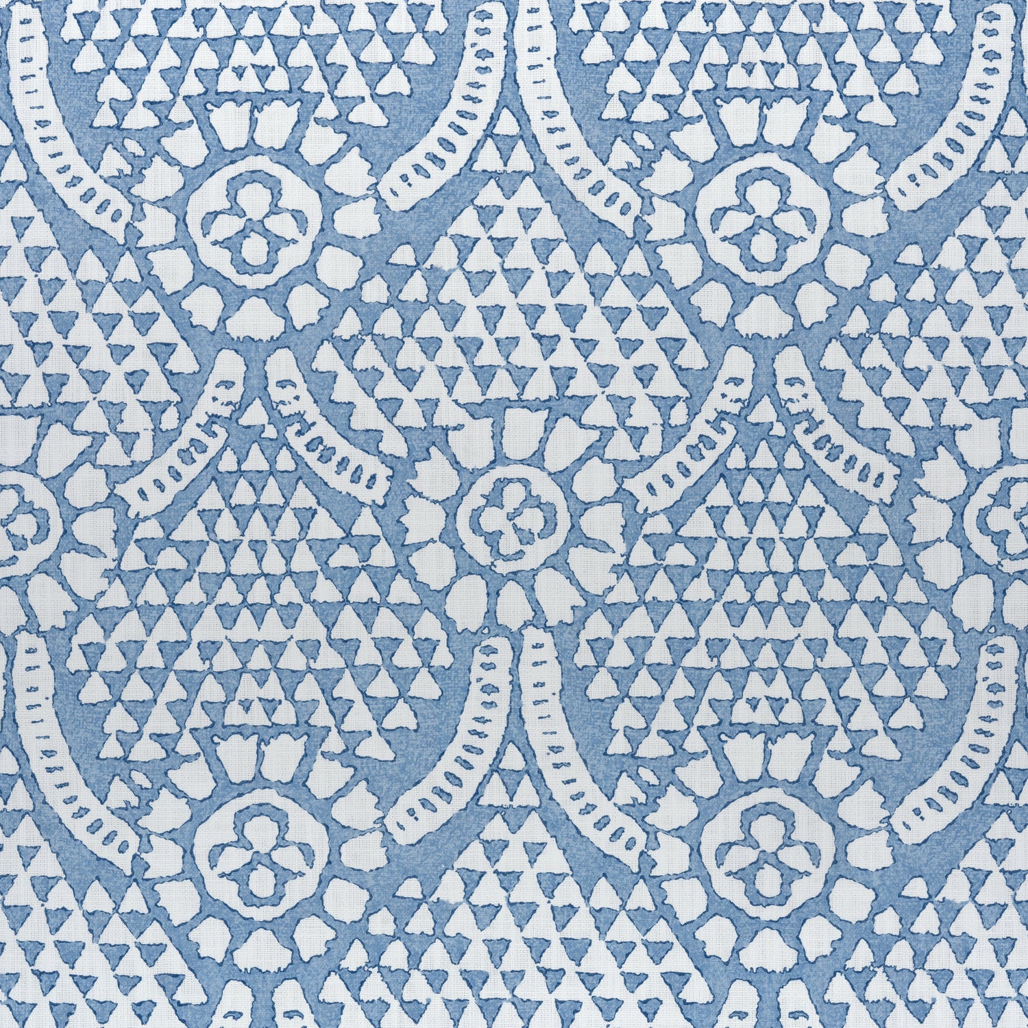 Chamomile fabric in blue and white color - pattern number F914314 - by Thibaut in the Canopy collection