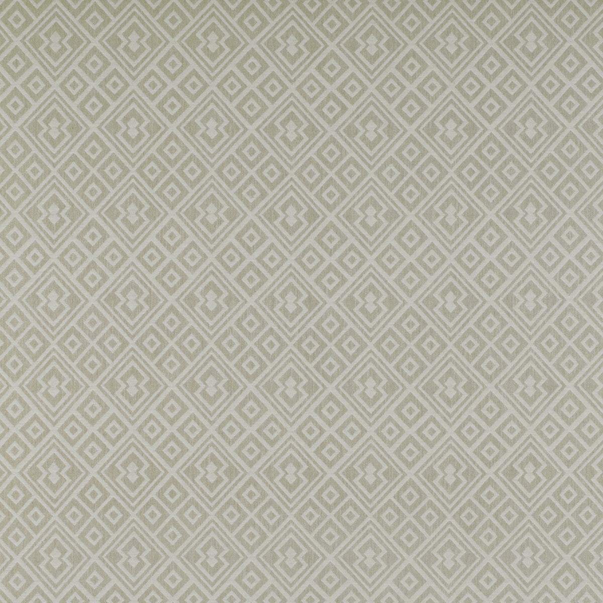 Bergamo fabric in blanco color - pattern GDT5325.003.0 - by Gaston y Daniela in the Tierras collection