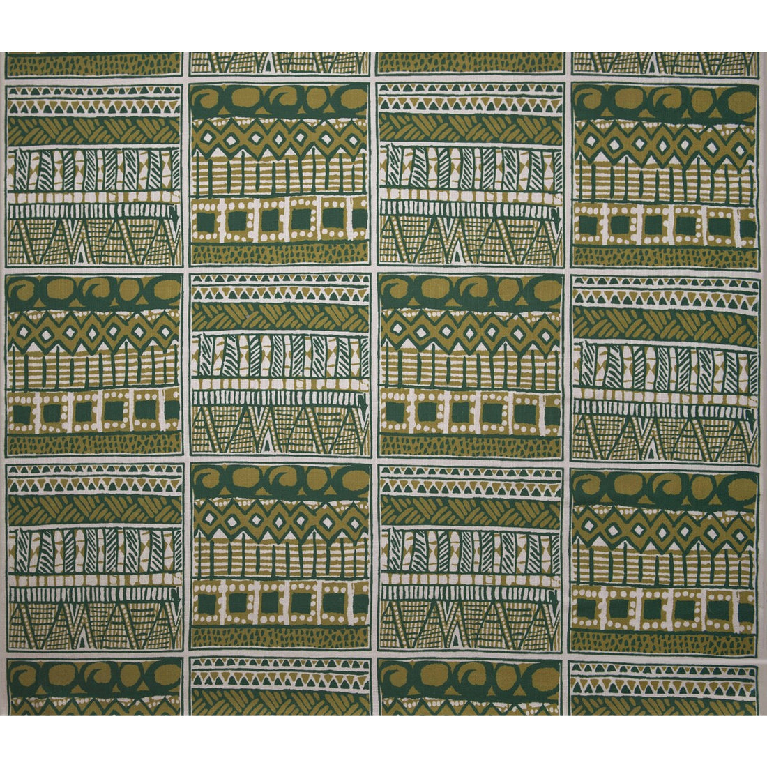 Suajili fabric in verde color - pattern GDT5404.5.0 - by Gaston y Daniela in the Gaston Africalia collection