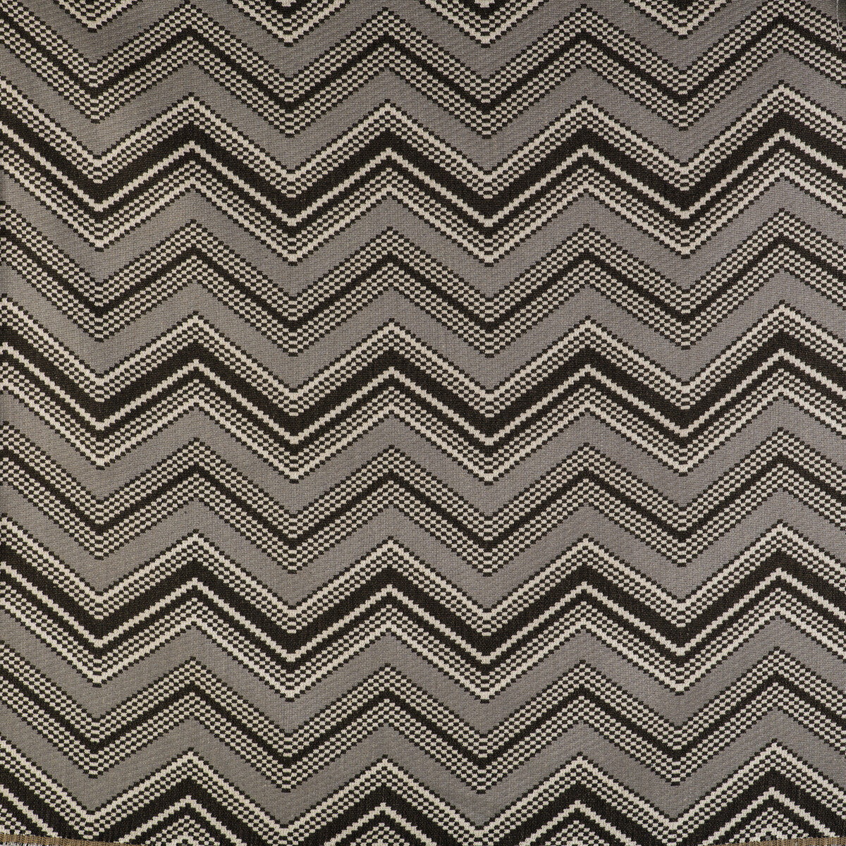 Zig Zag fabric in gris color - pattern GDT5498.004.0 - by Gaston y Daniela in the Gaston Libreria collection
