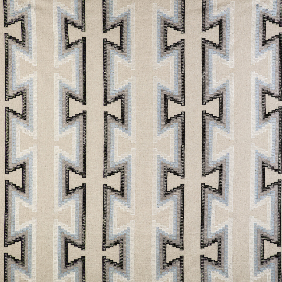 Trazo fabric in gris/negro color - pattern GDT5546.004.0 - by Gaston y Daniela in the Gaston Libreria collection