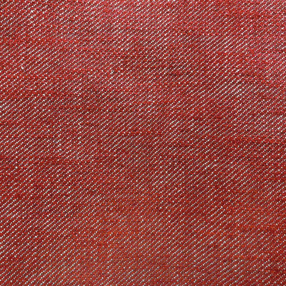 Hisa fabric in rojo color - pattern GDT5639.010.0 - by Gaston y Daniela in the Gaston Japon collection