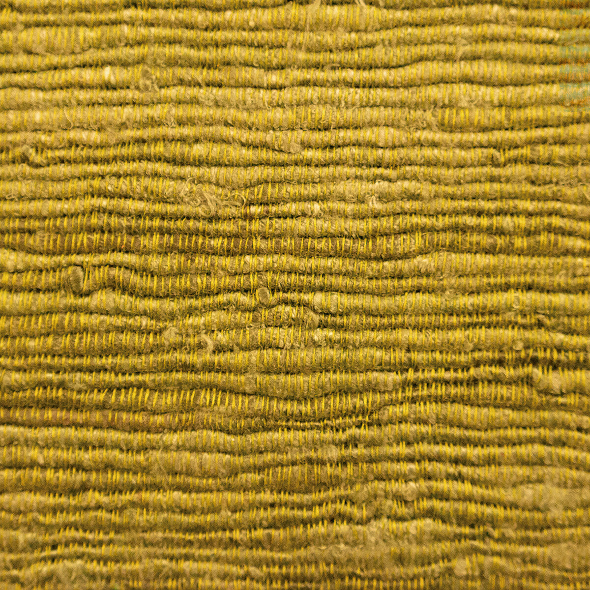 Ami fabric in oro color - pattern GDT5640.001.0 - by Gaston y Daniela in the Gaston Japon collection