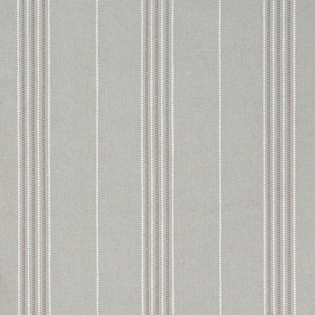 Shisha fabric in beige color - pattern number GDT5717.004.0 - by Gaston y Daniela in the Gaston y Daniela Marco Polo collection