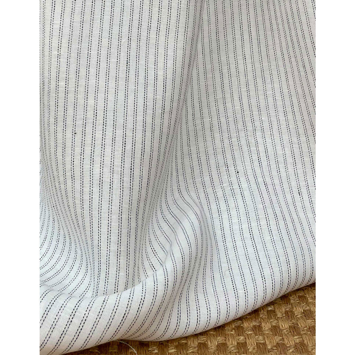 Yangra fabric in negro color - pattern number GDT5735.001.0 - by Gaston y Daniela in the Gaston y Daniela Marco Polo collection