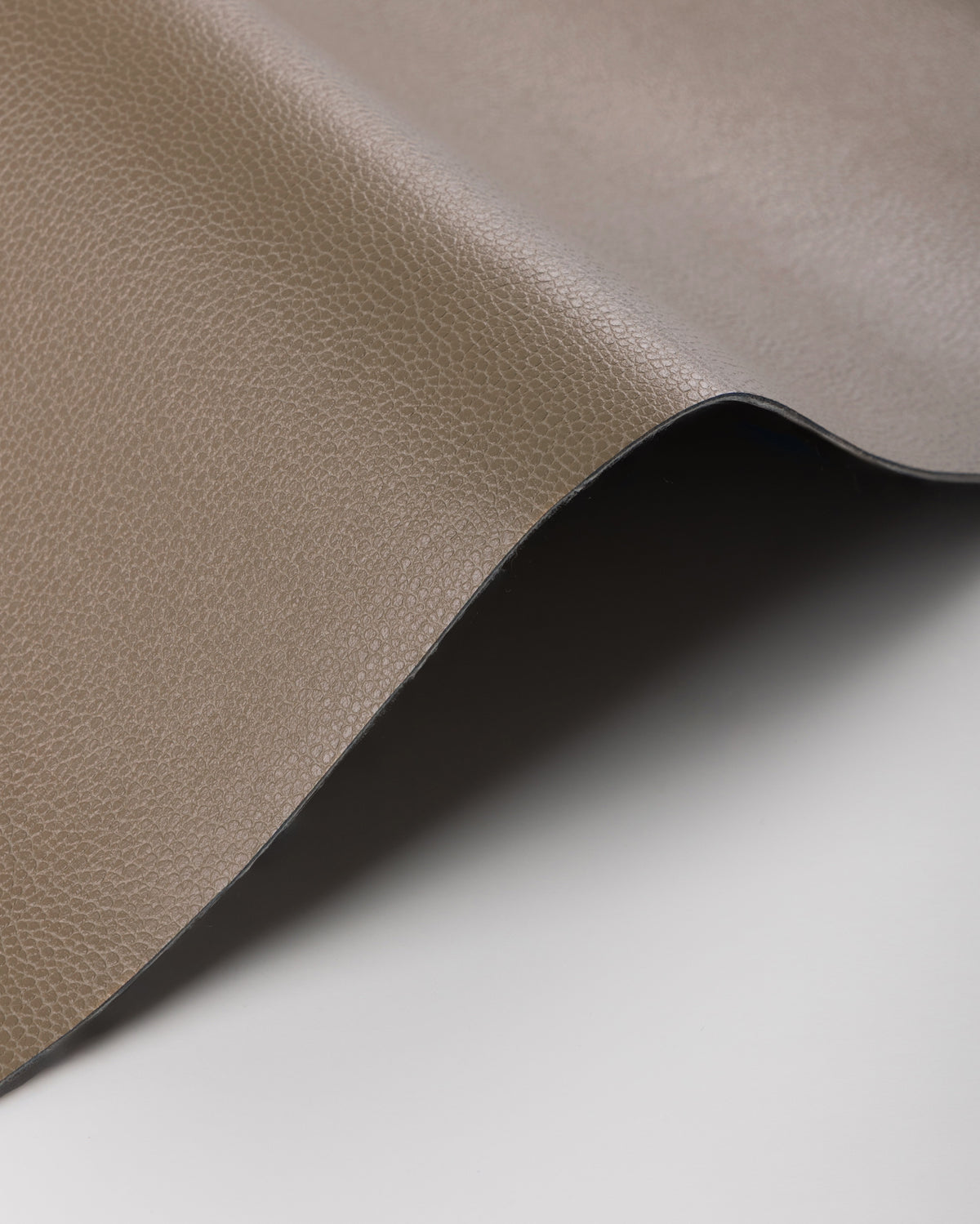 Gillian fabric in 1611 color - pattern number Gillian.1611.0 - by Kravet Contract in the Ultraleather VI collection