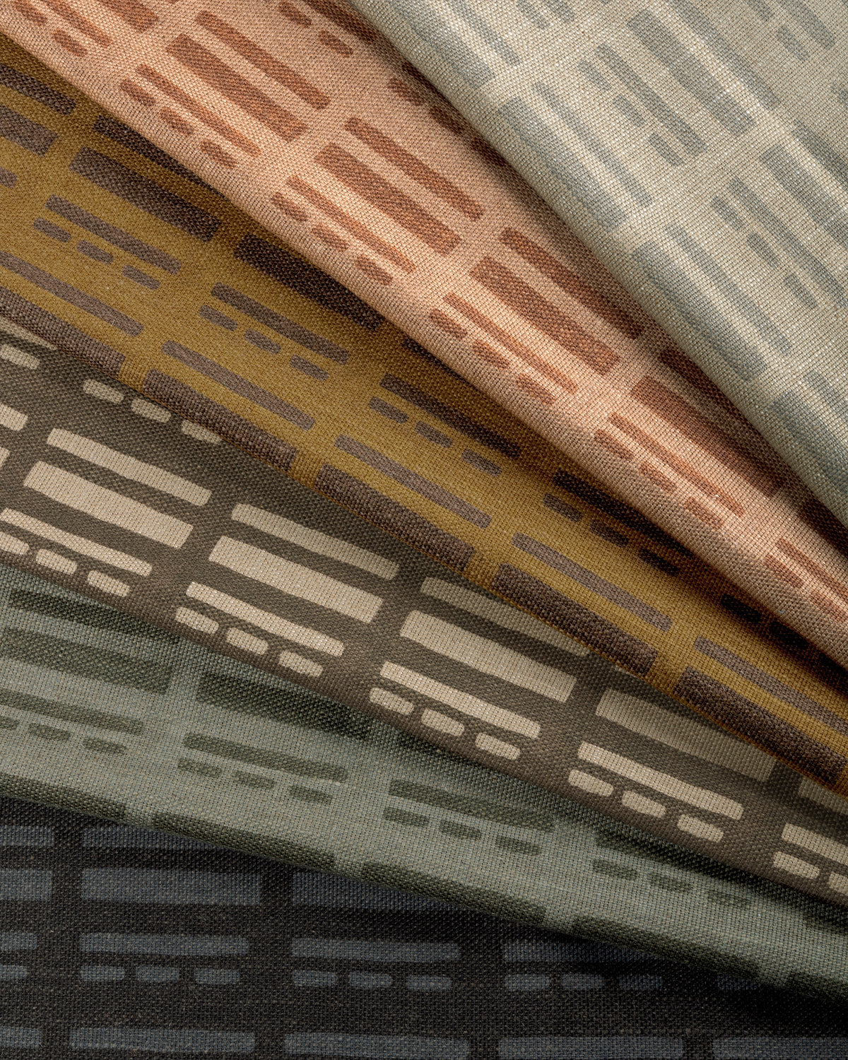 Sift fabric in Blush color - pattern number GWF-3844.124.0 - by Lee Jofa Modern in the Kelly Wearstler Tela collection