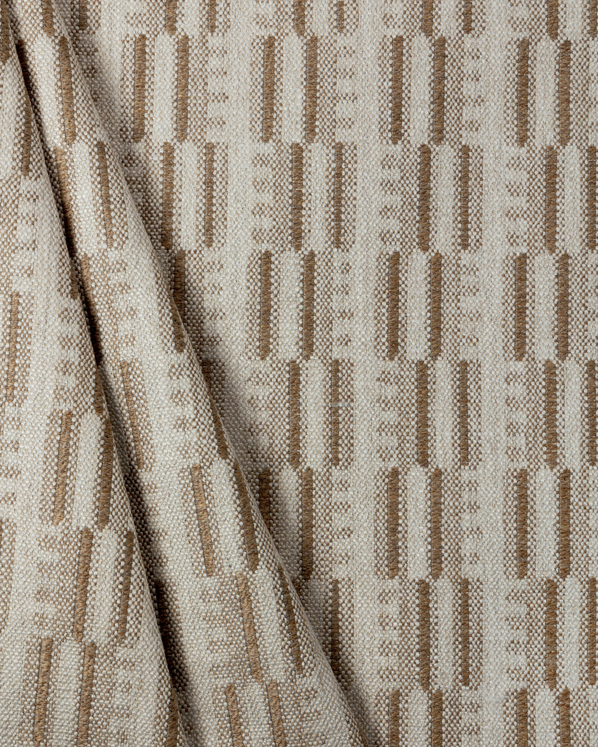 Stratum fabric in Bone/Sandstone color - pattern number GWF-3848.1601.0 - by Lee Jofa Modern in the Kelly Wearstler Tela collection