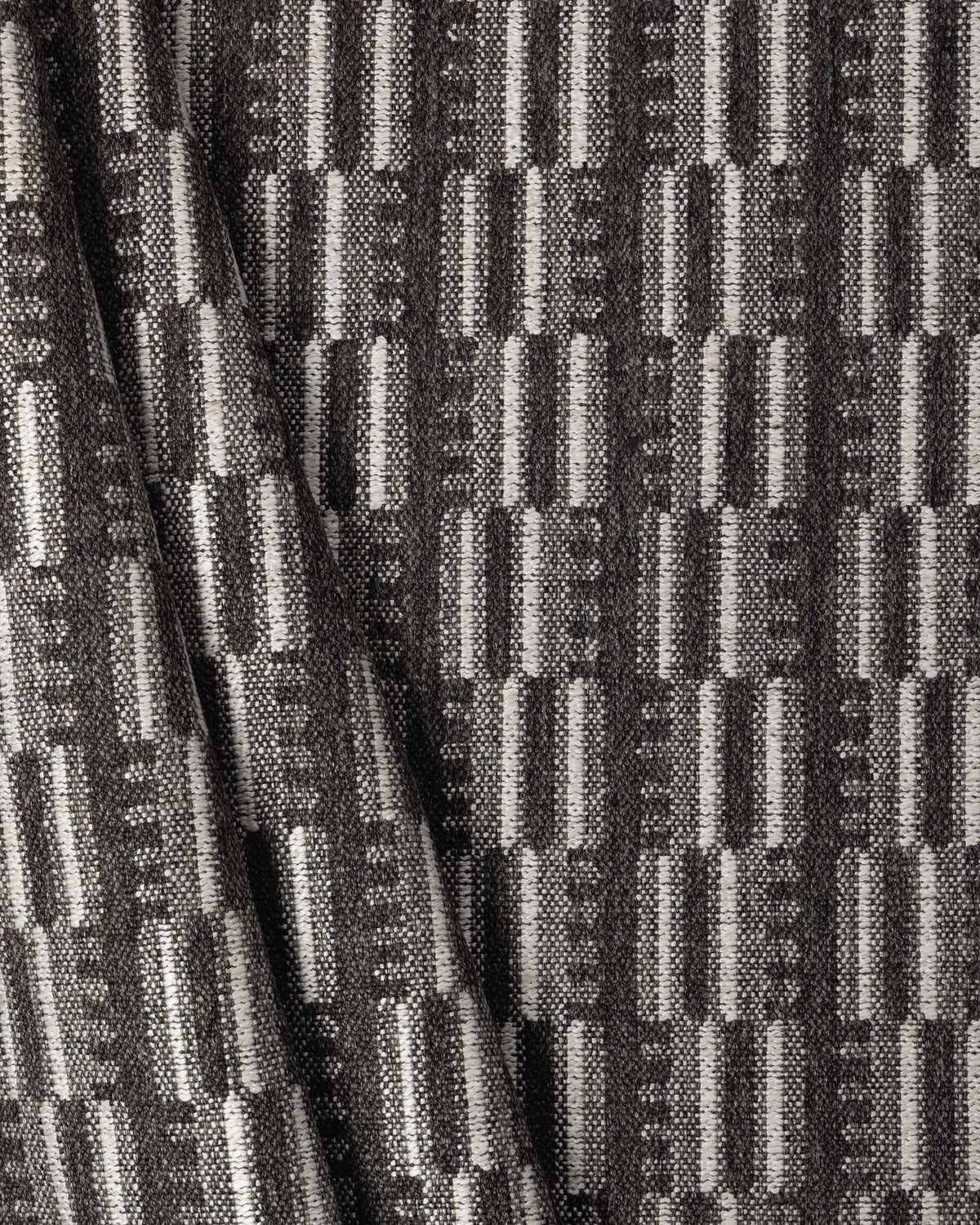 Stratum fabric in Graphite/Pearl color - pattern number GWF-3848.816.0 - by Lee Jofa Modern in the Kelly Wearstler Tela collection