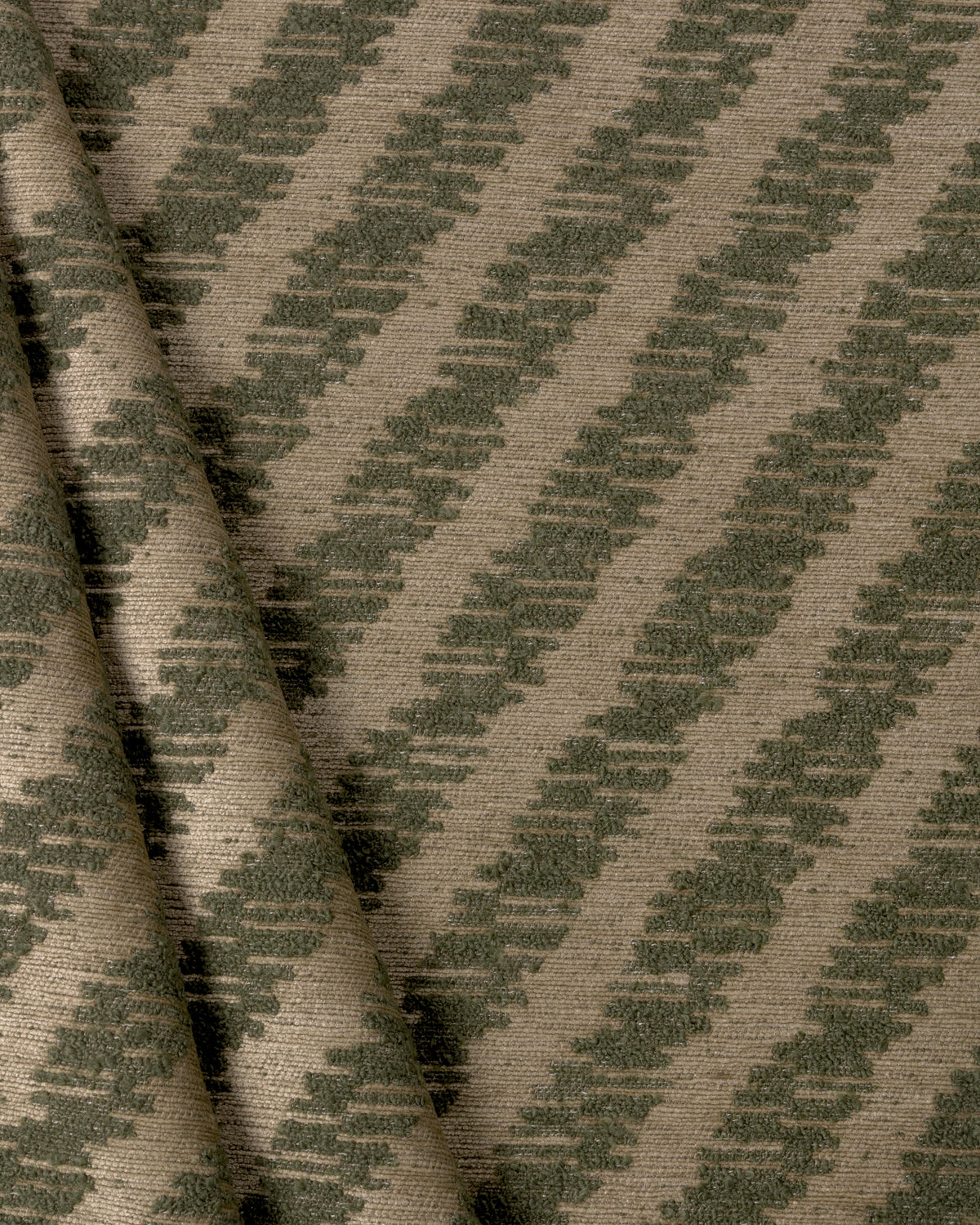 Flux fabric in Veridia color - pattern number GWF-3849.1630.0 - by Lee Jofa Modern in the Kelly Wearstler Tela collection