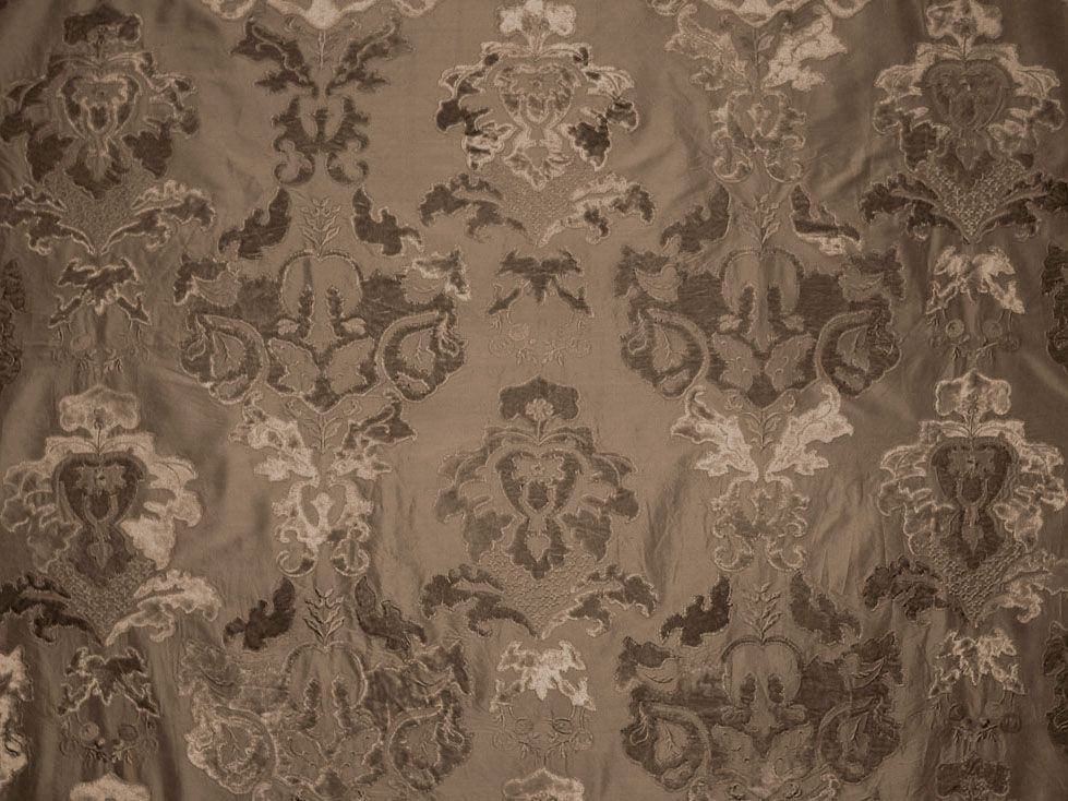 Palazzo Ricci Silk fabric in mink color - pattern number HC 00027785 - by Scalamandre in the Old World Weavers collection