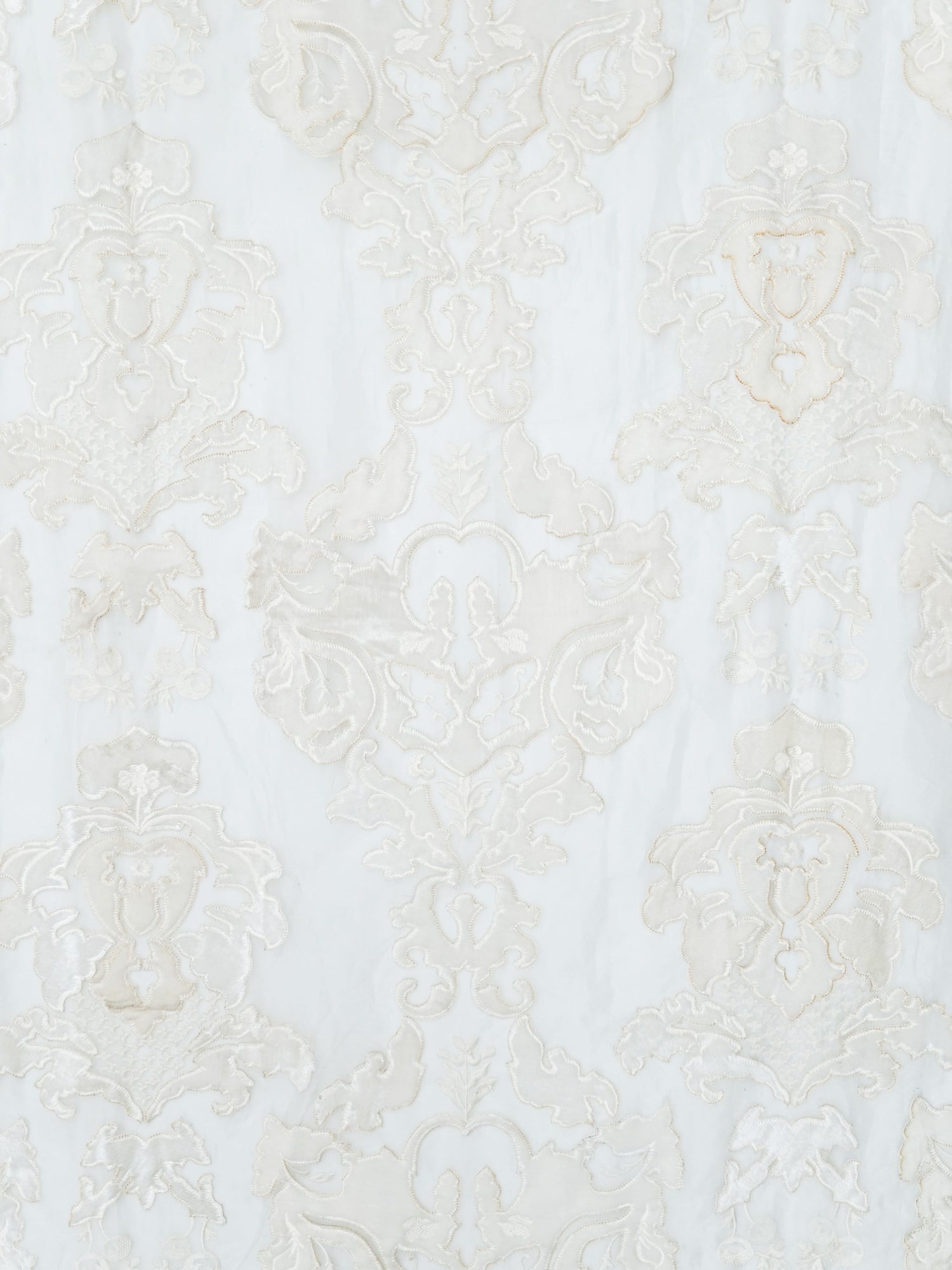 Palazzo Ricci Sheer fabric in ivory color - pattern number HC 00087783 - by Scalamandre in the Old World Weavers collection