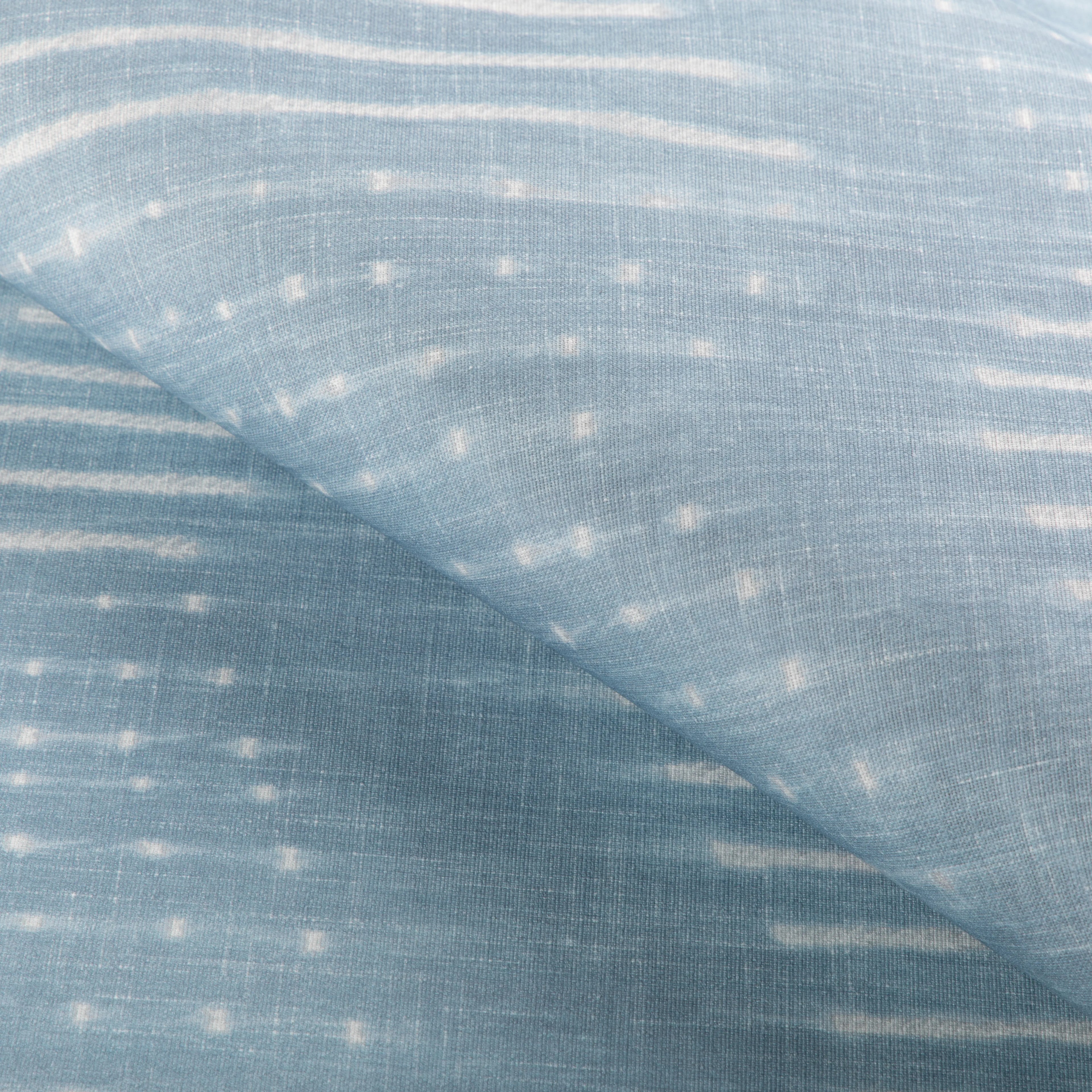 Lattimer fabric in sky color - pattern LATTIMER.15.0 - by Kravet Couture