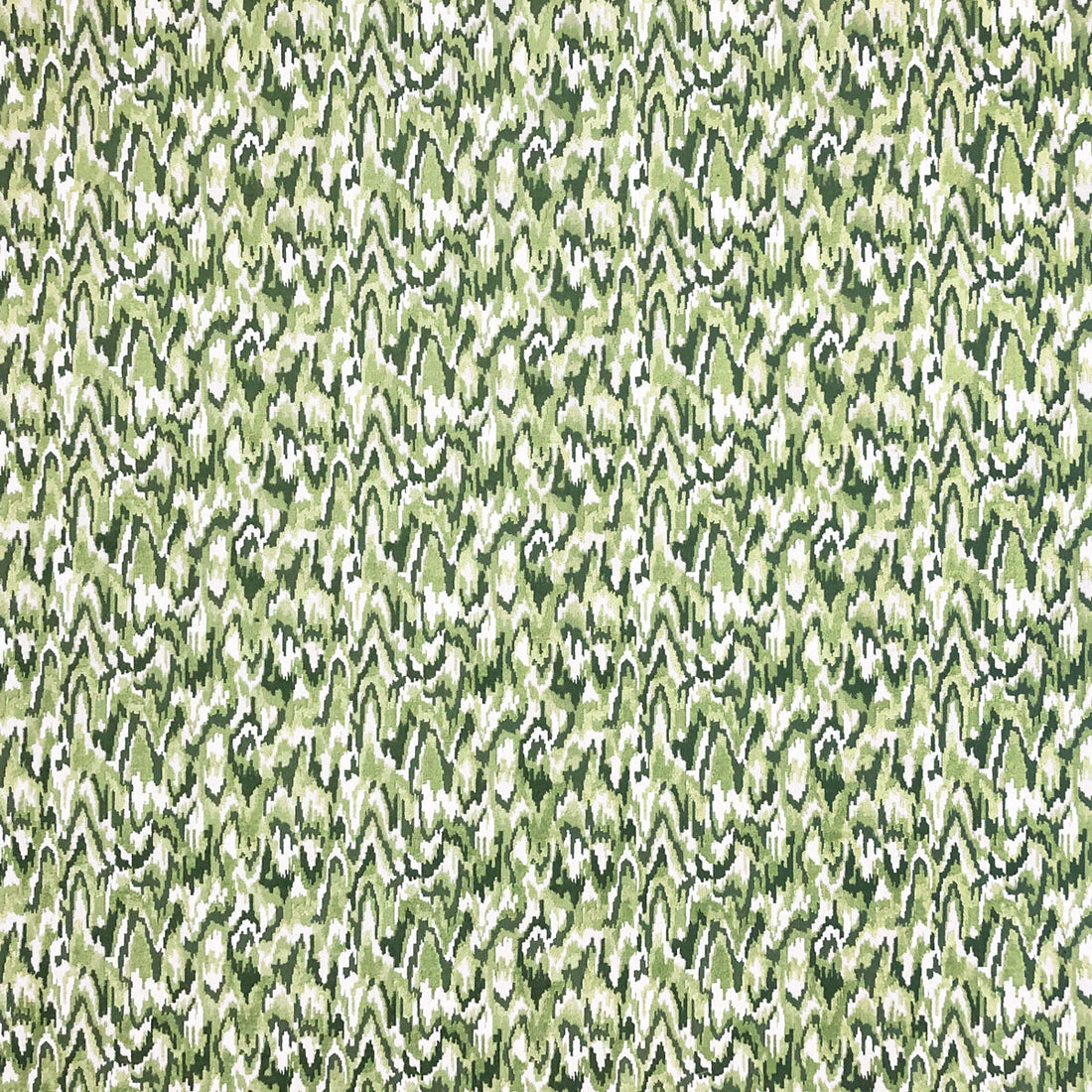 Teodora fabric in verde color - pattern LCT1064.002.0 - by Gaston y Daniela in the Lorenzo Castillo VI collection