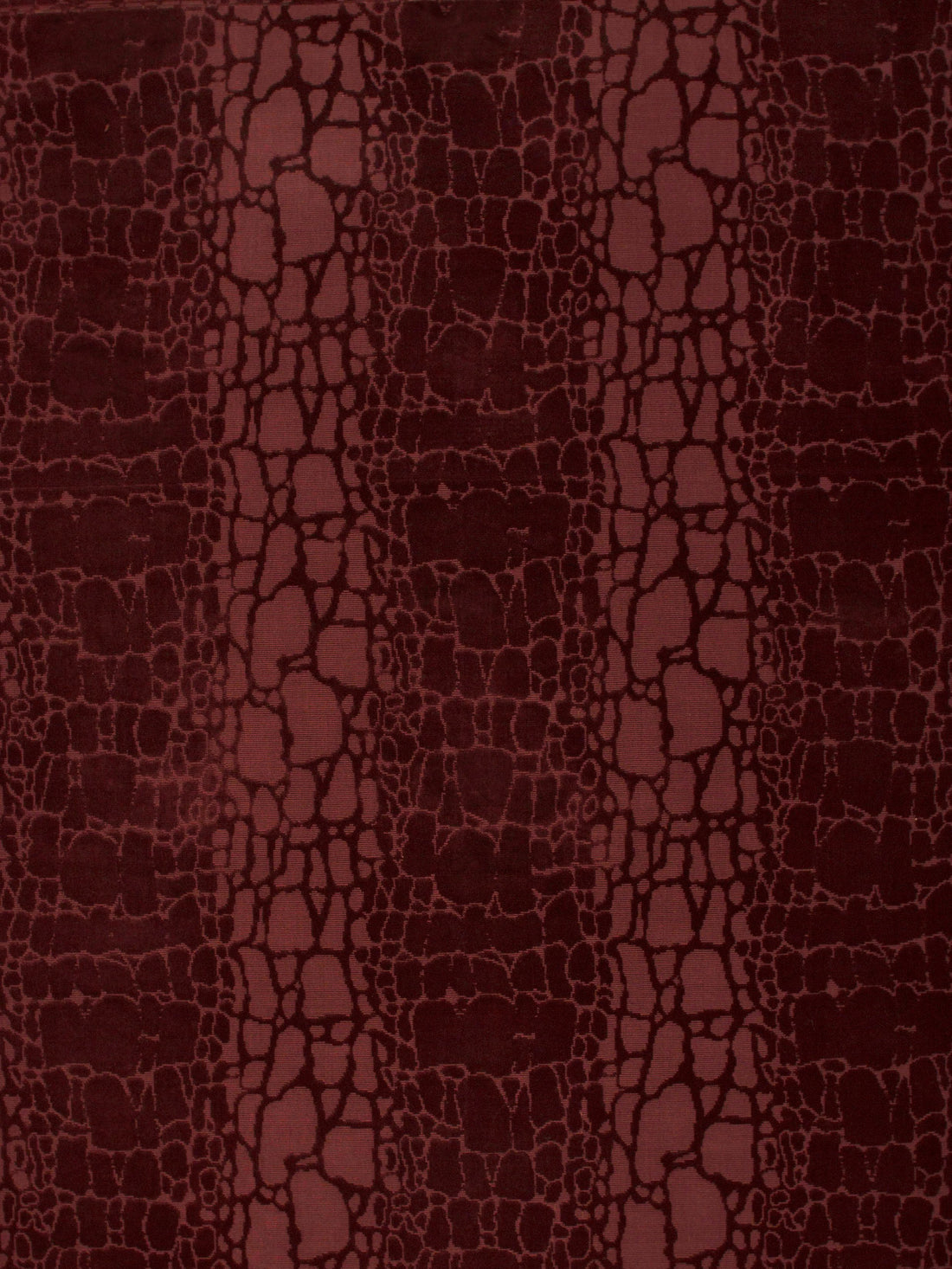 Crocodile fabric in bordeaux color - pattern number LE 00021831 - by Scalamandre in the Old World Weavers collection