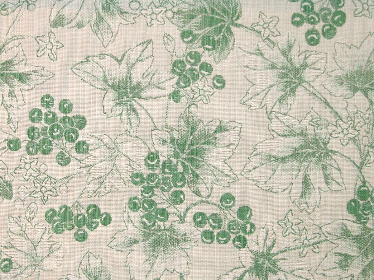 Lafite fabric in green color - pattern number LE 00031861 - by Scalamandre in the Old World Weavers collection