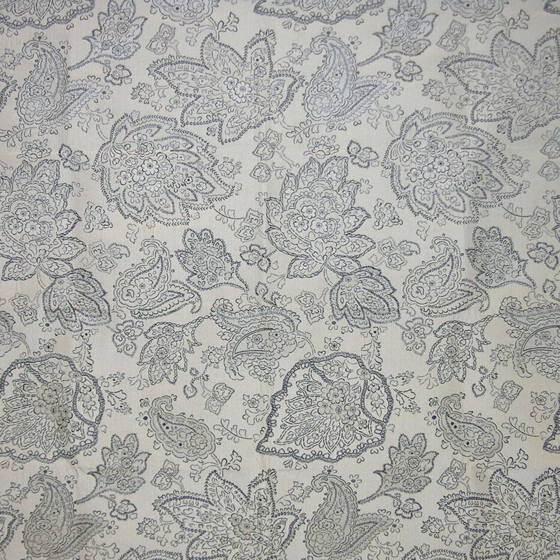Camargue fabric in charcoal color - pattern number MT 00043566 - by Scalamandre in the Old World Weavers collection