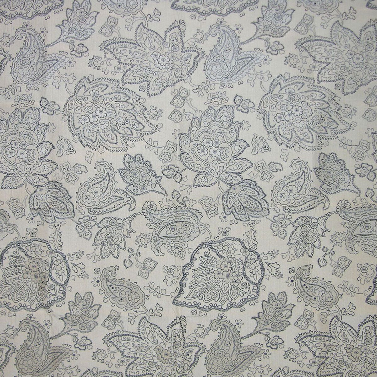 Camargue fabric in charcoal color - pattern number MT 00043566 - by Scalamandre in the Old World Weavers collection