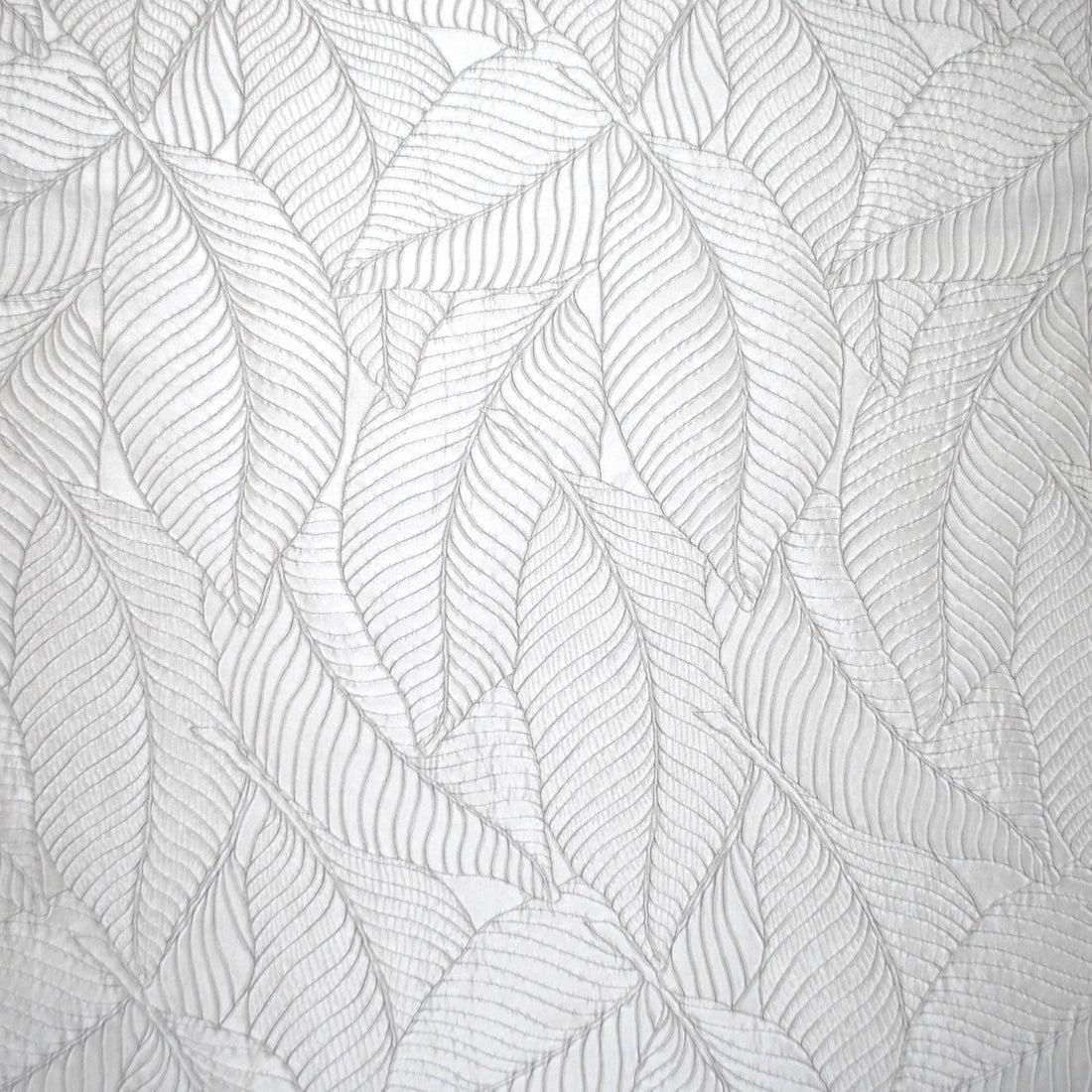 Sagamore Hill fabric in platinum color - pattern number S7 0002DRYL - by Scalamandre in the Old World Weavers collection