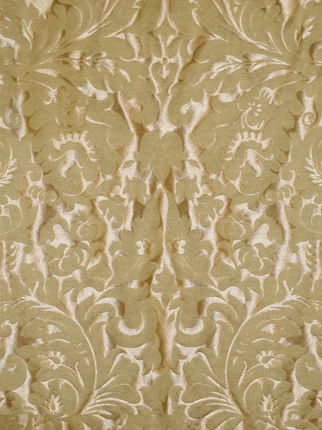 Mariella fabric in foglia color - pattern number SB 80011653 - by Scalamandre in the Old World Weavers collection