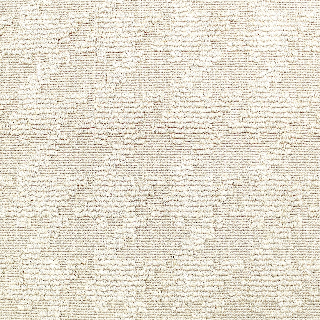 Bespoke fabric in alabaster color - pattern number SC 000126974 - by Scalamandre in the Scalamandre Fabrics Book 1 collection