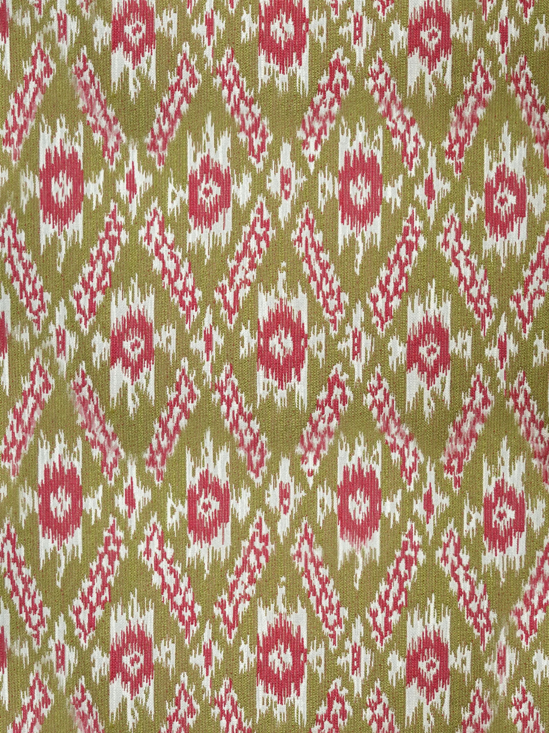Atlas fabric in pink and green color - pattern number SC 000126980 - by Scalamandre in the Scalamandre Fabrics Book 1 collection